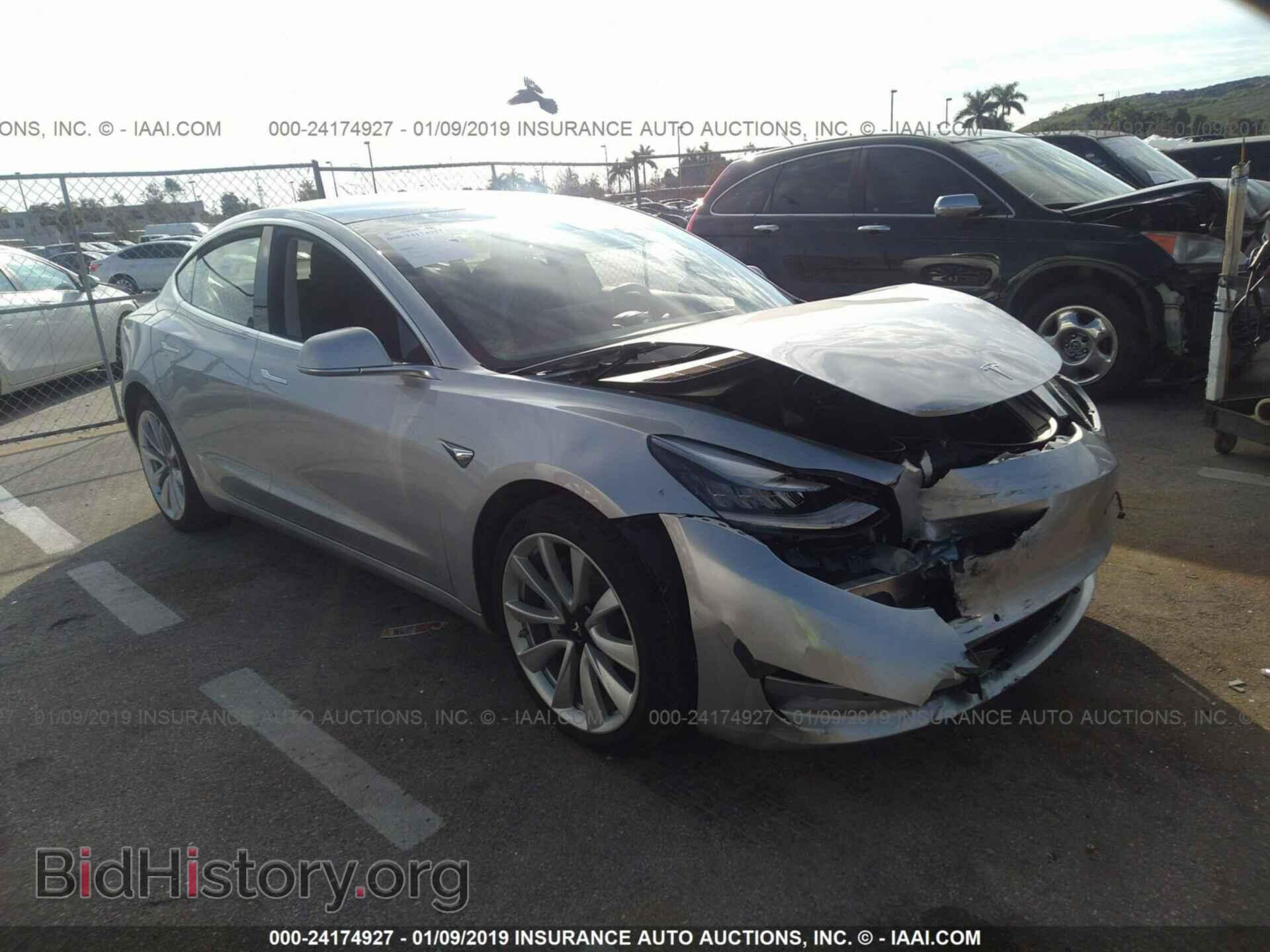 Фотография 5YJ3E1EAXJF040529 - TESLA MODEL 3 2018