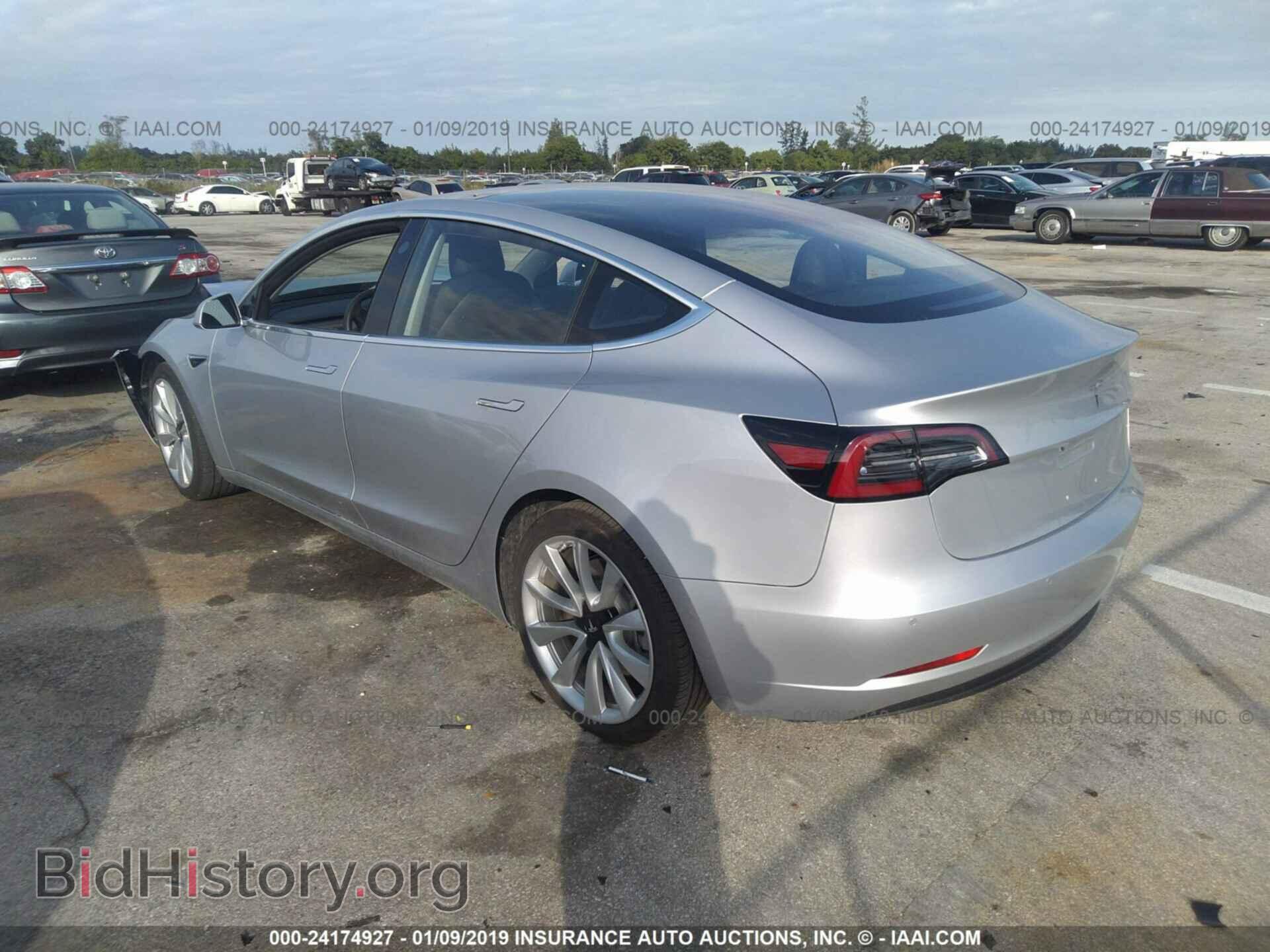 2018 TESLA MODEL 3 - VIN: 5YJ3E1EAXJF040529 - Фото 3
