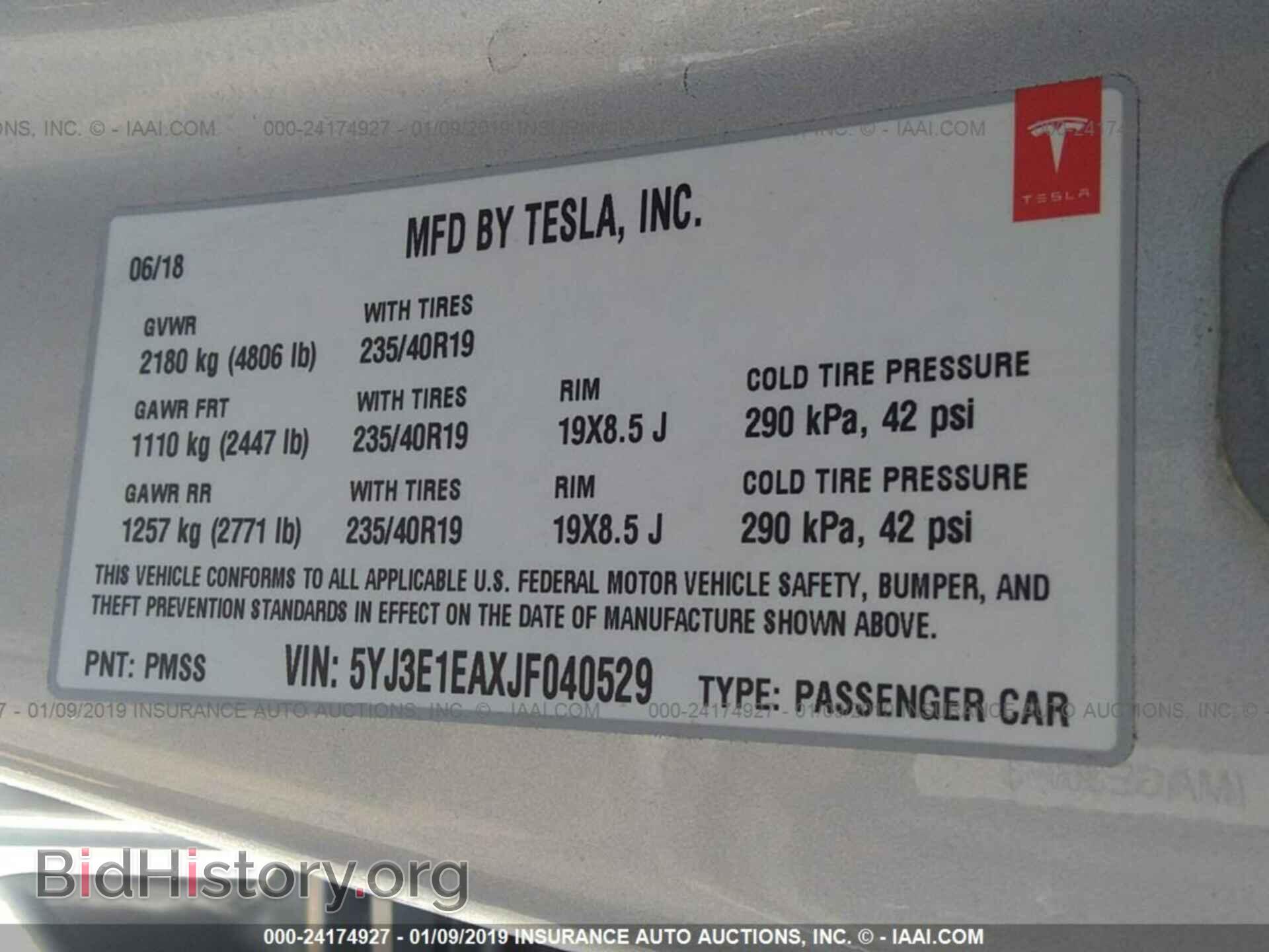 2018 TESLA MODEL 3 - VIN: 5YJ3E1EAXJF040529 - Фото 9