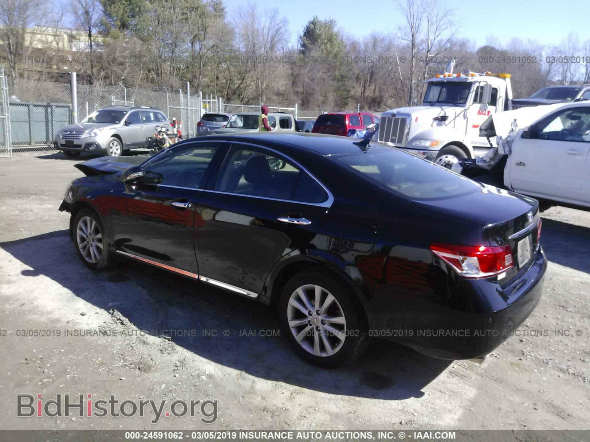 2012 LEXUS ES - VIN: JTHBK1EG7C2495108 - Photo 3