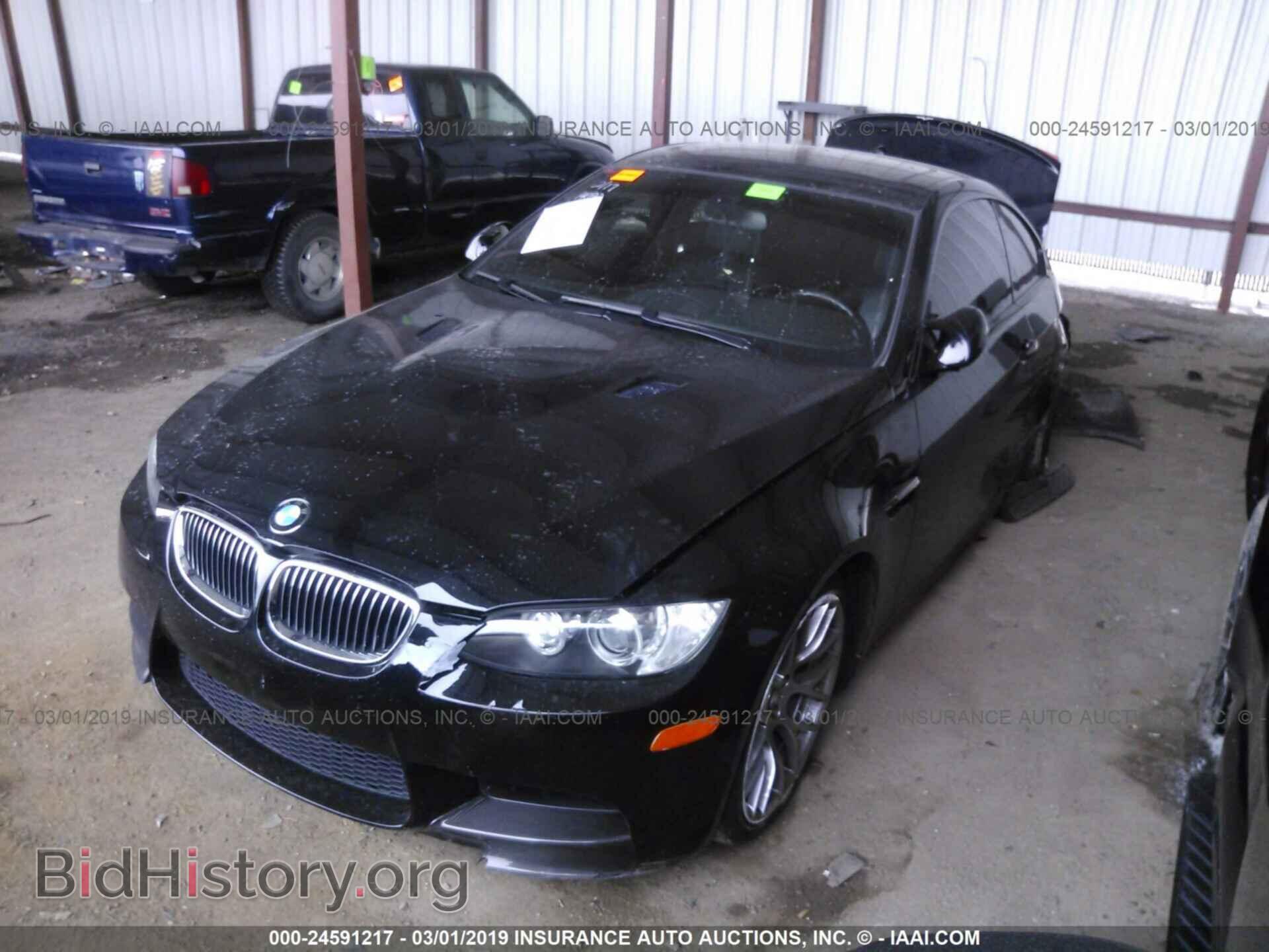 2008 BMW M3 - VIN: WBSWD93508PY40365 - Фото 2