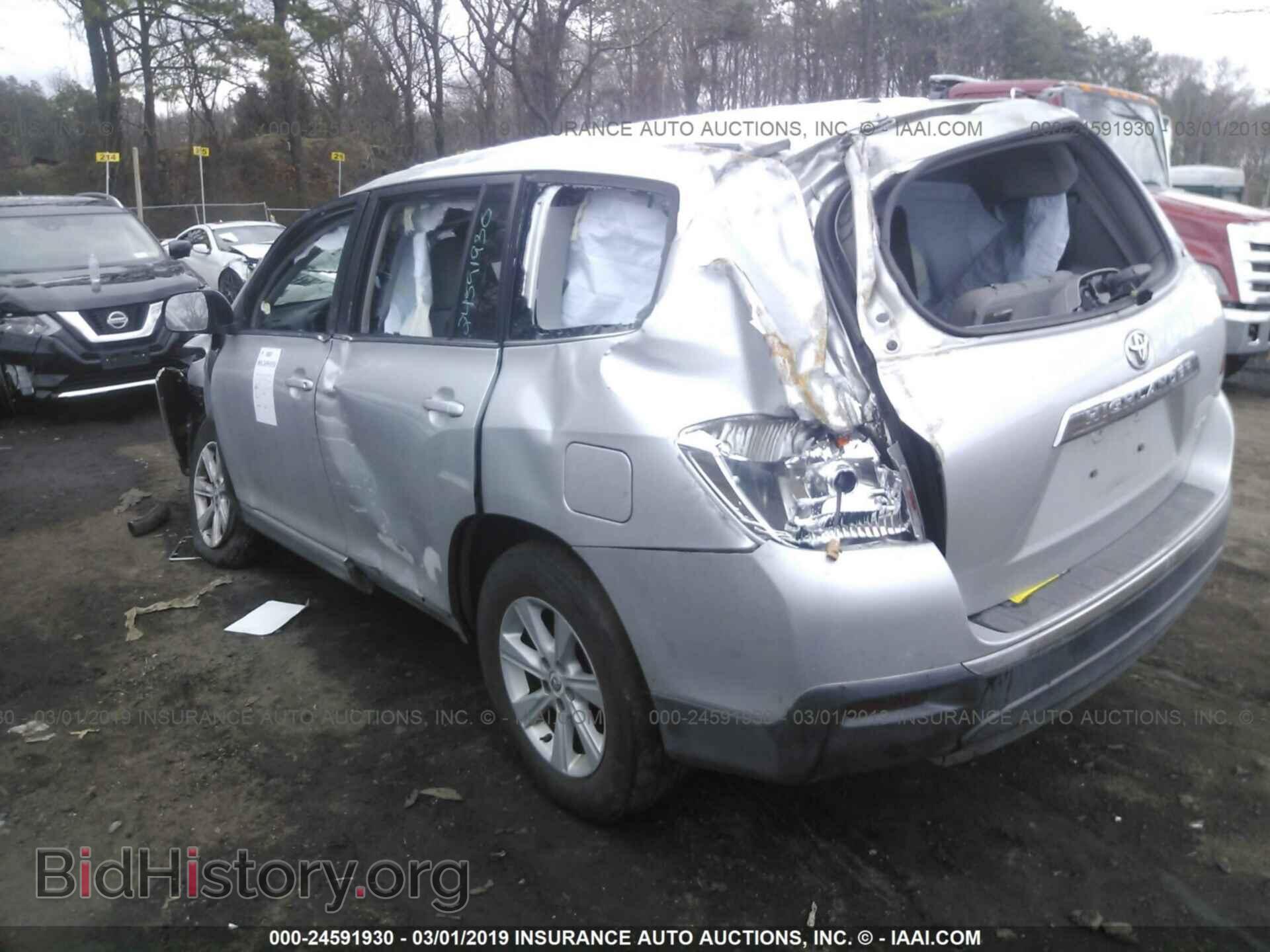 2011 TOYOTA HIGHLANDER - VIN: 5TDBK3EH2BS060820 - Фото 3