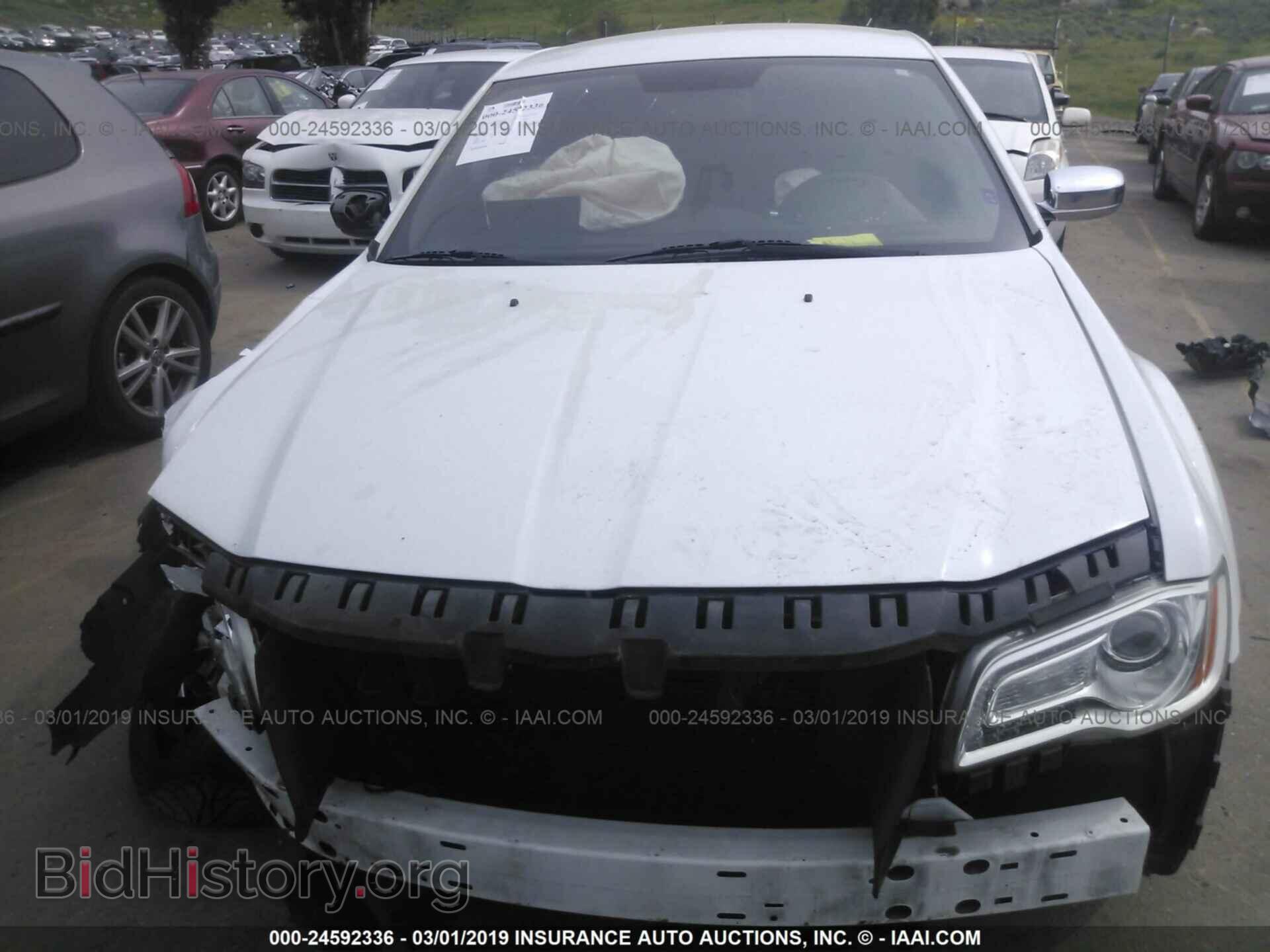 2012 Chrysler 300 - VIN: 2C3CCACG2CH250976 - Photo 6