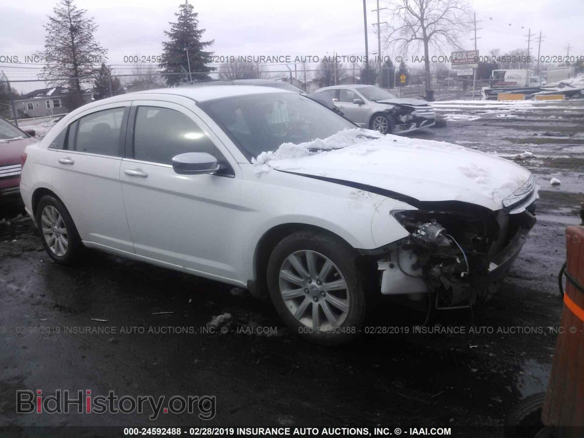 Фотография 1C3CCBCG6DN723437 - CHRYSLER 200 2013