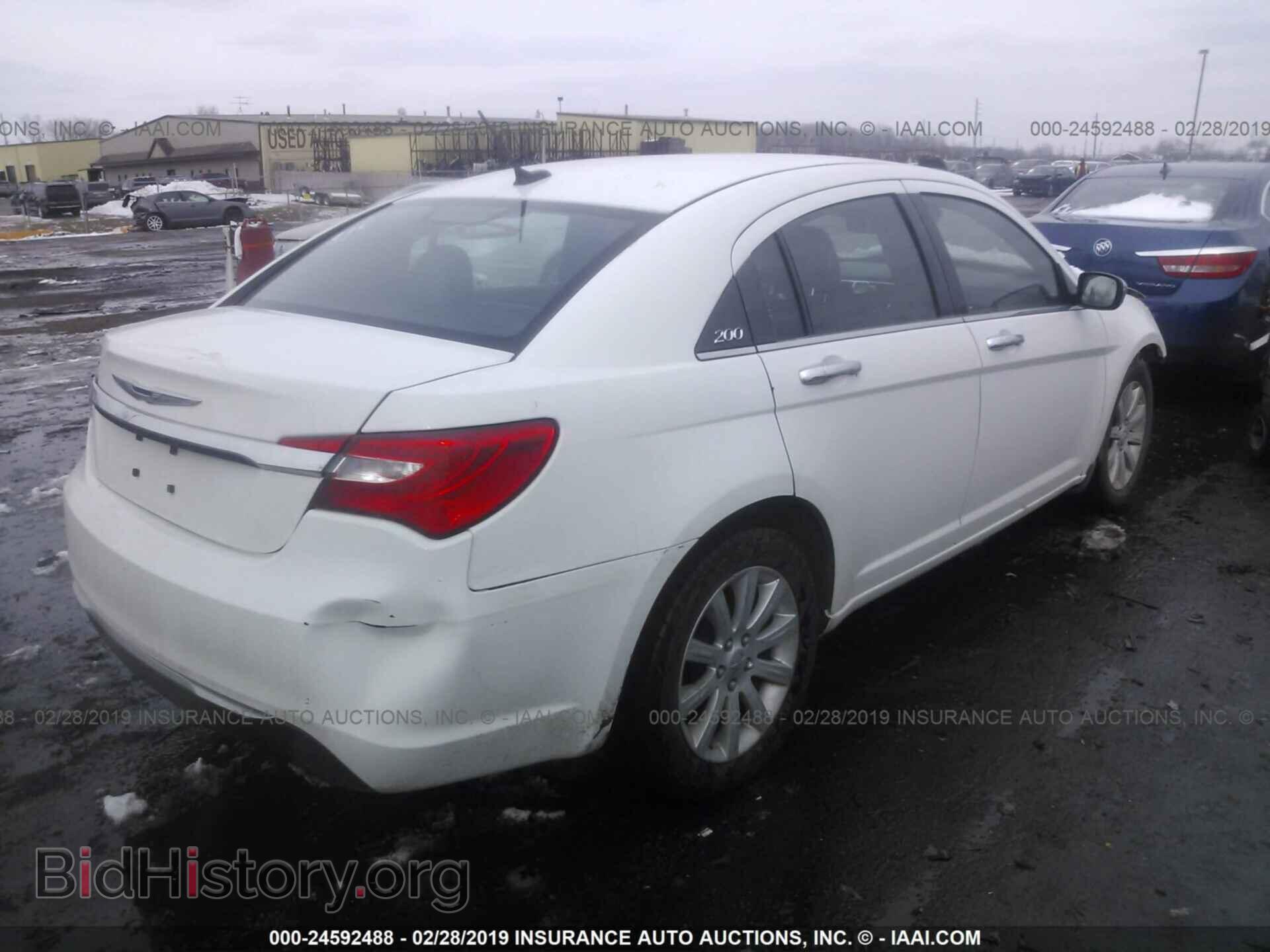 2013 CHRYSLER 200 - VIN: 1C3CCBCG6DN723437 - Фото 4