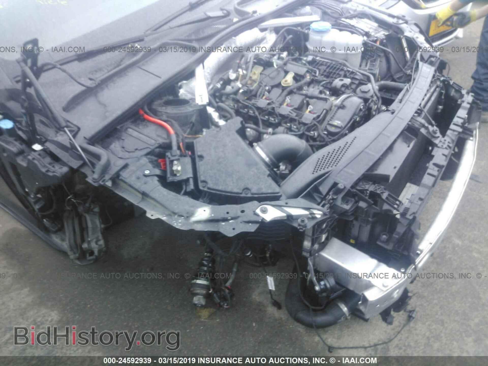 2017 AUDI A4 - VIN: WAUENAF48HN009676 - Фото 6