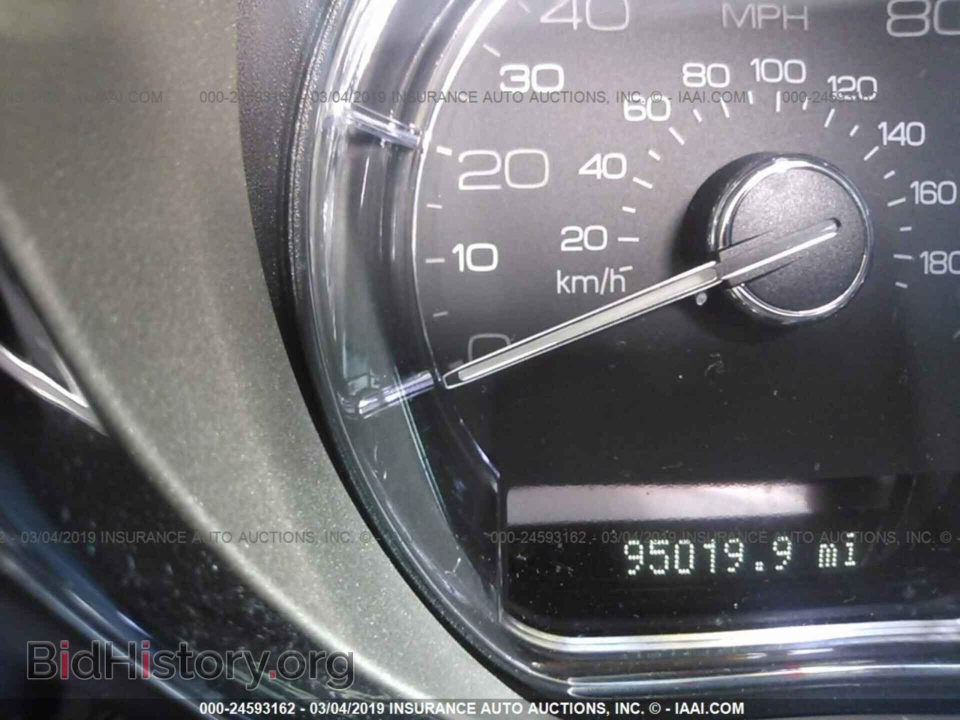 2011 LINCOLN MKT - VIN: 2LMHJ5FR7BBJ52667 - Фото 7