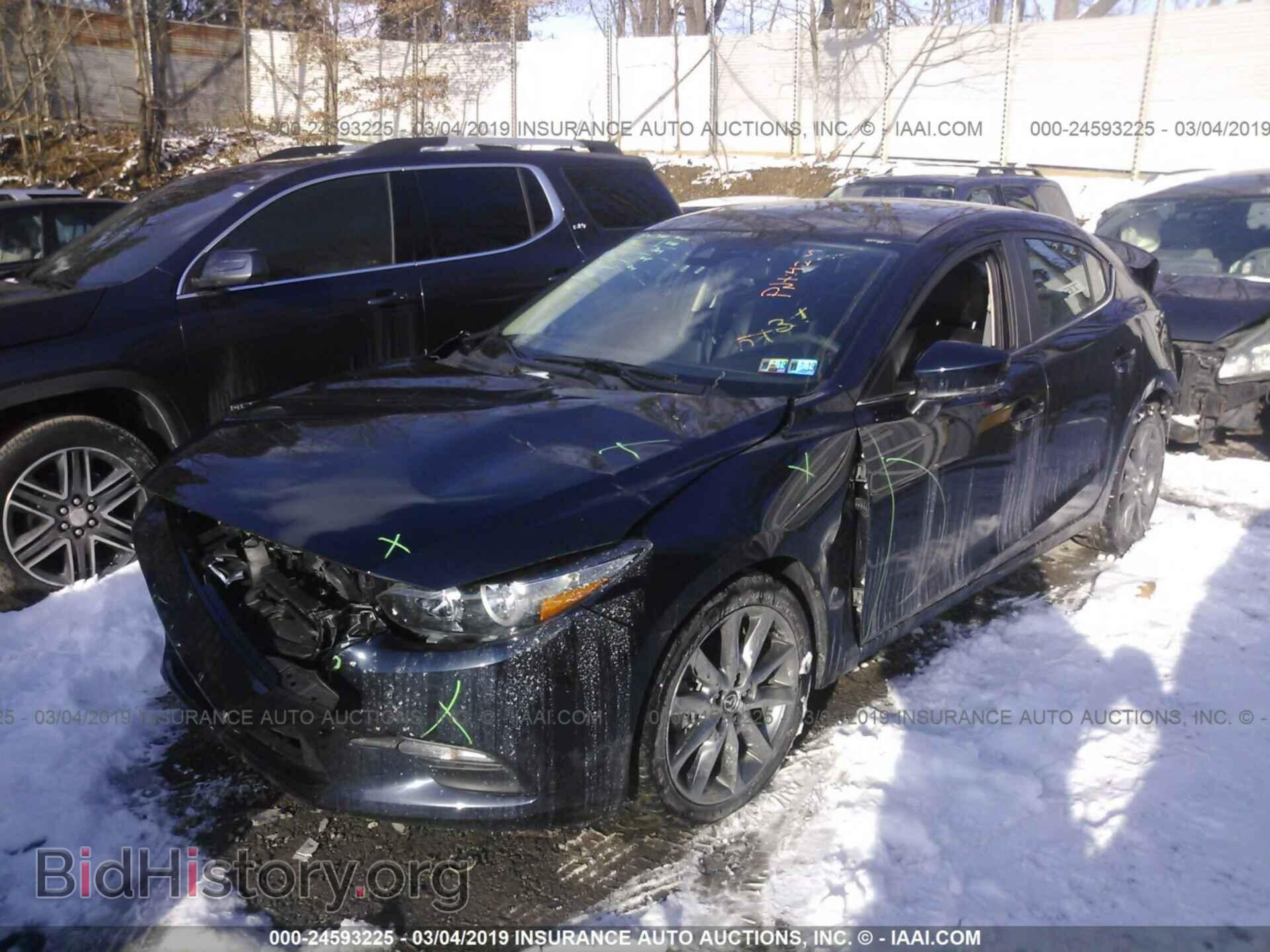 2018 MAZDA 3 - VIN: 3MZBN1V34JM250131 - Фото 2