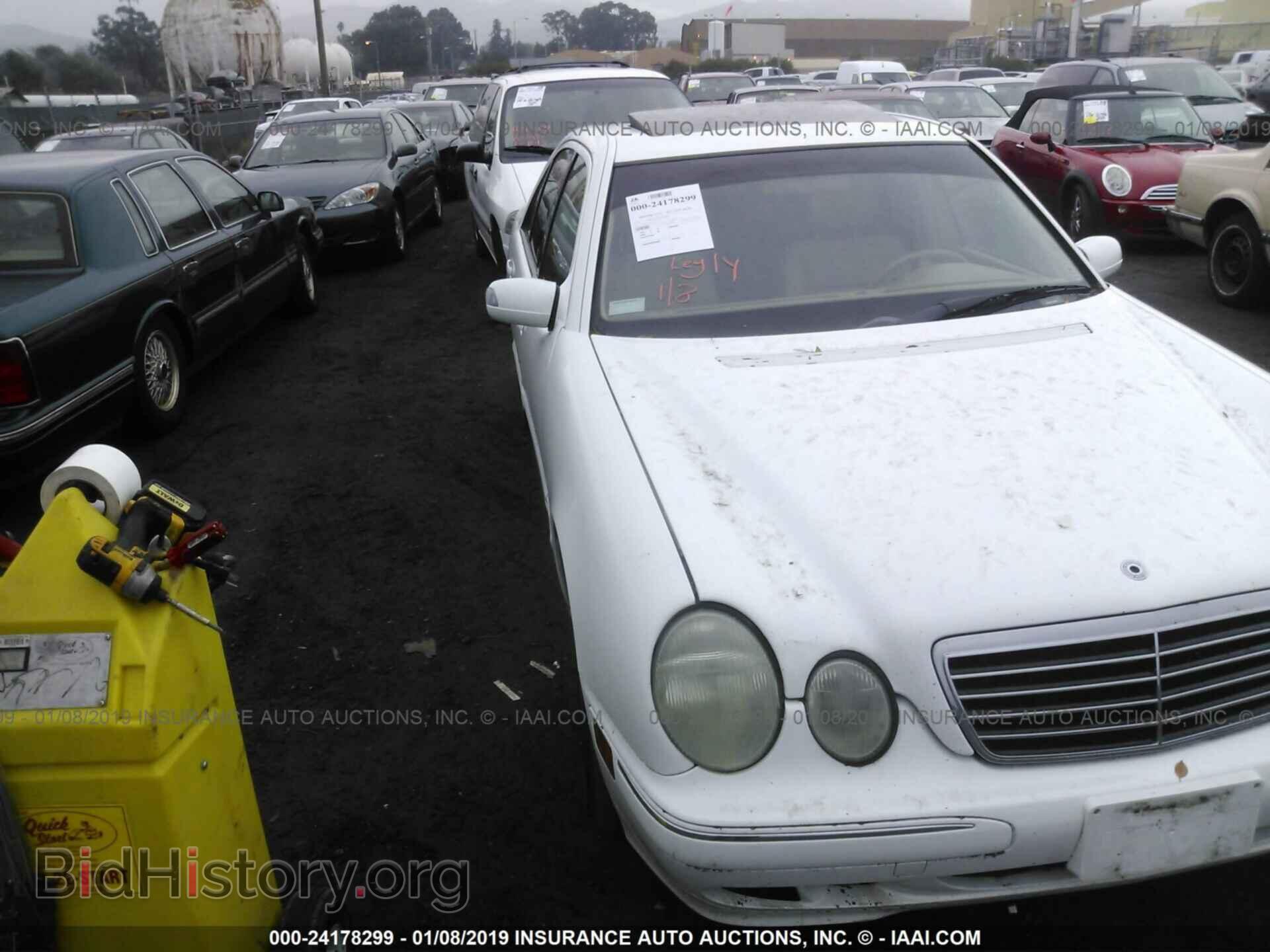 Photo WDBJF65J61B258745 - MERCEDES-BENZ E 2001