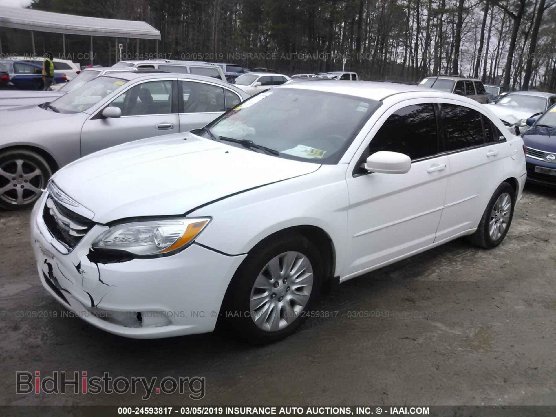 2012 CHRYSLER 200 - VIN: 1C3CCBABXCN271871 - Фото 2