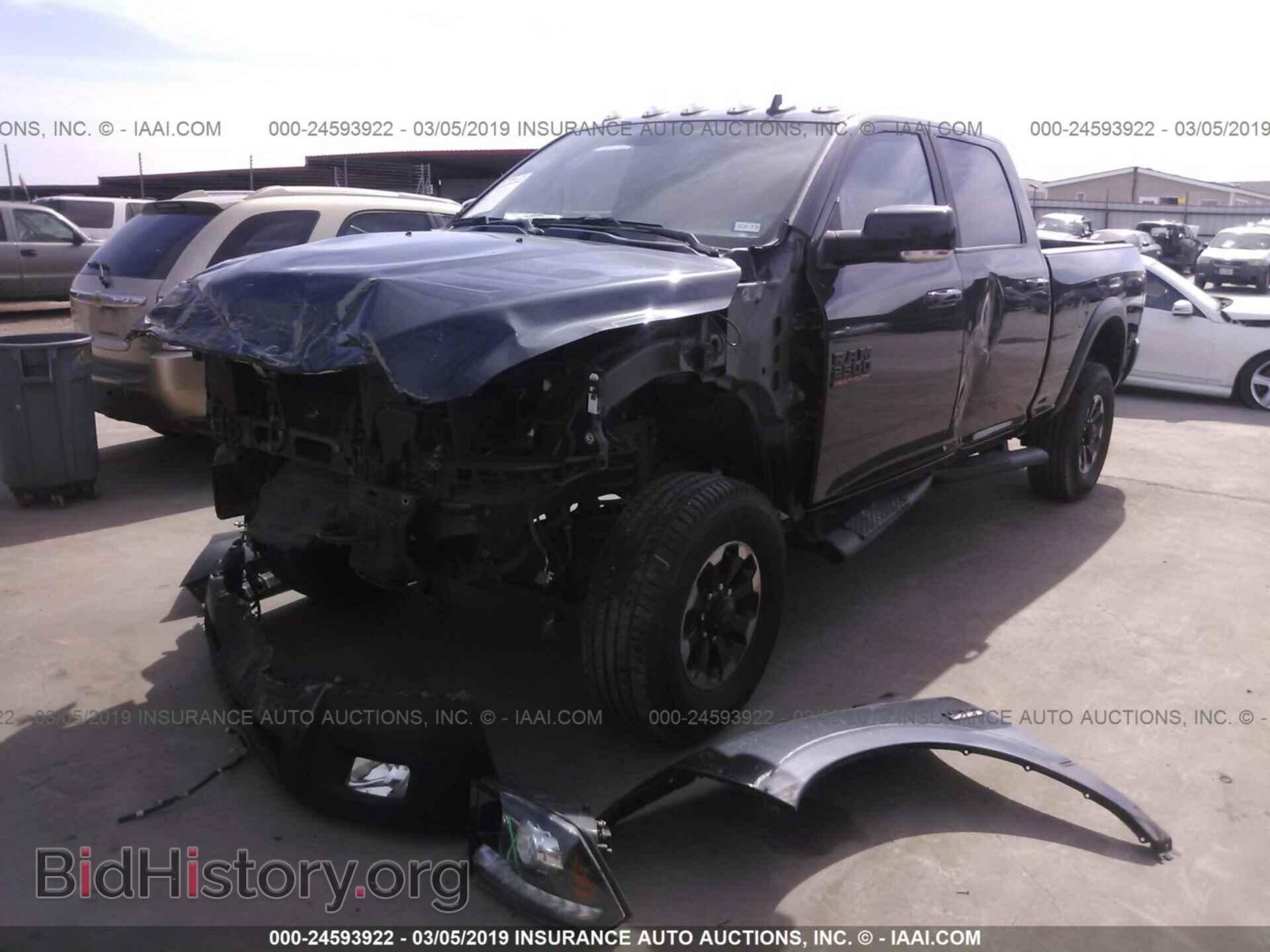 2017 RAM 2500 - VIN: 3C6TR5EJ7HG684111 - Фото 2