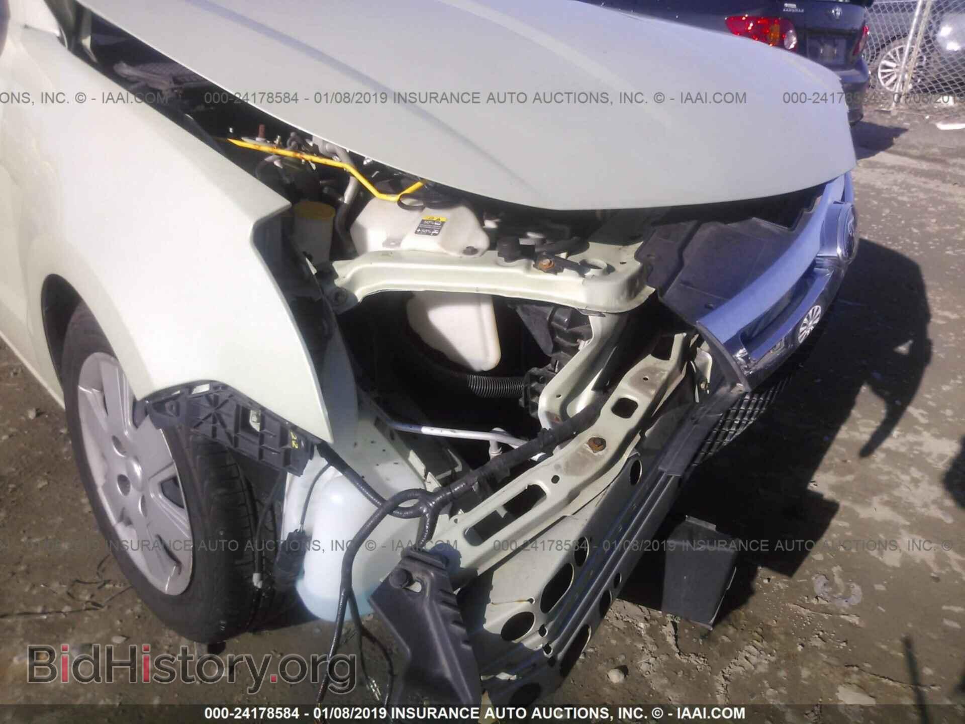 2011 FORD FOCUS - VIN: 1FAHP3EN2BW193875 - Photo 6