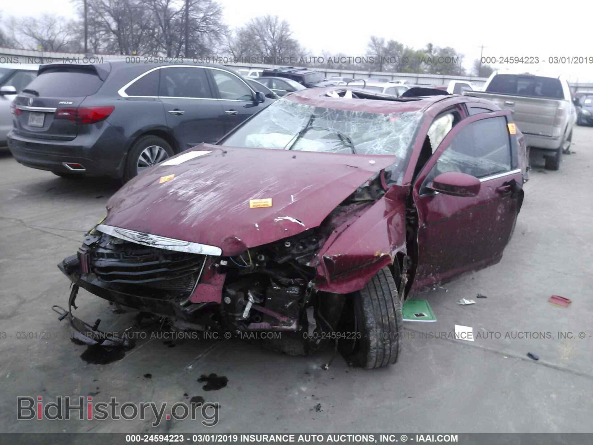 2013 CHRYSLER 200 - VIN: 1C3CCBCG9DN573727 - Фото 2