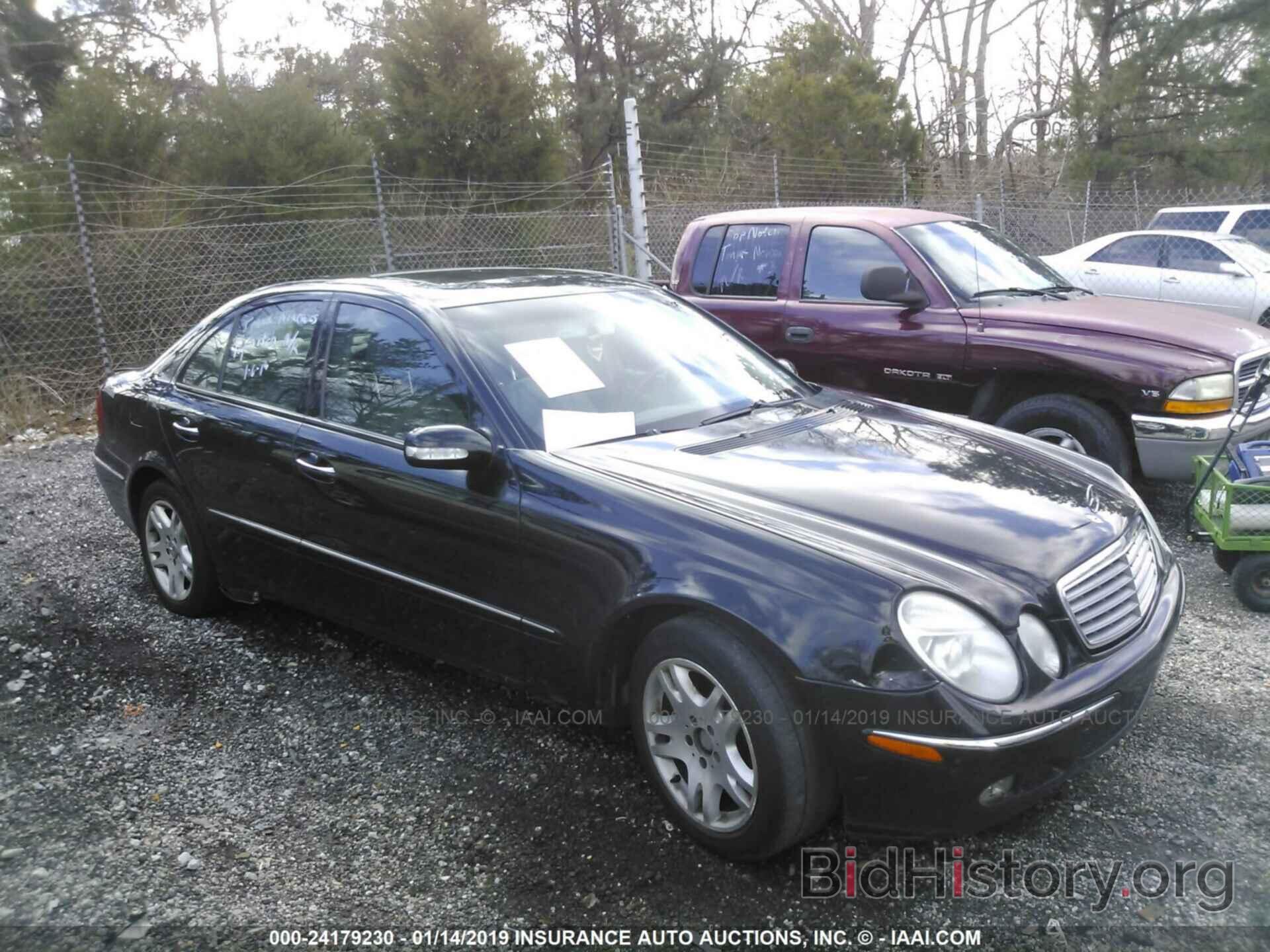 Photo WDBUF65J04A425107 - MERCEDES-BENZ E 2004