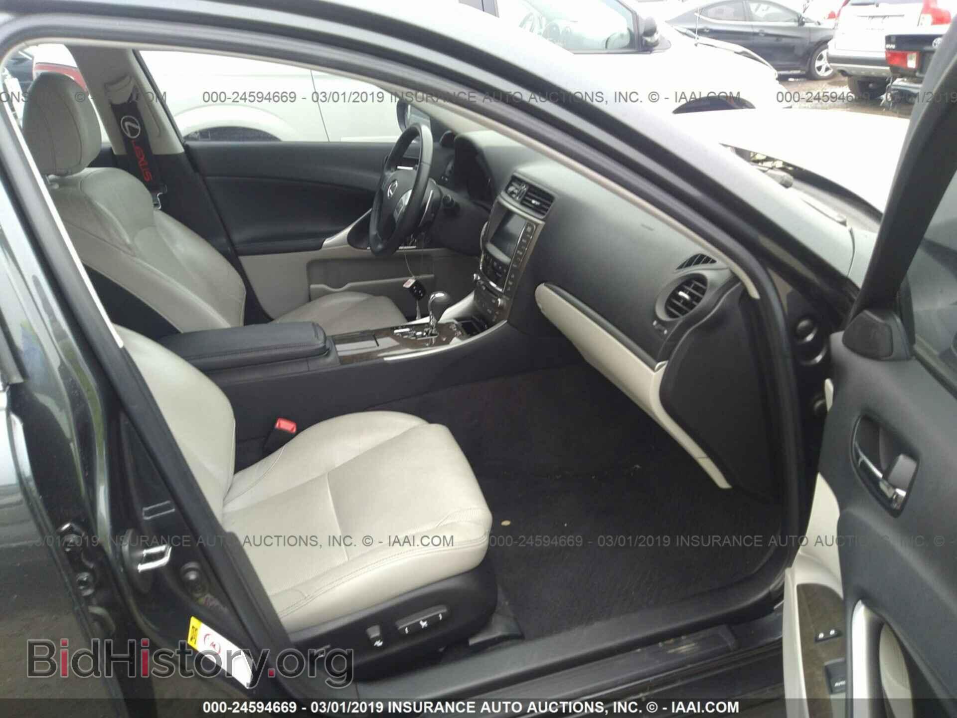 2011 LEXUS IS - VIN: JTHBF5C2XB5133810 - Фото 5
