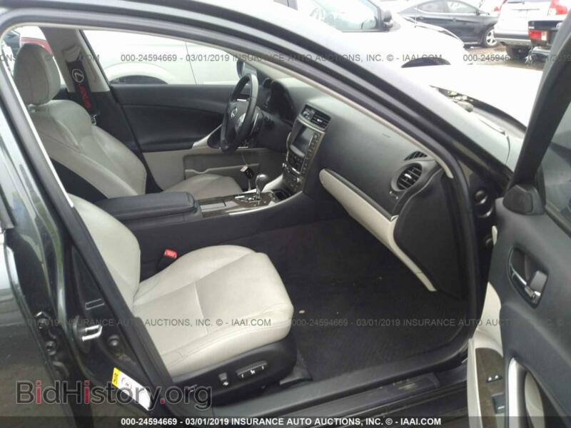 2011 Lexus IS (VIN JTHBF5C2XB5133810) — photo 5 of 10