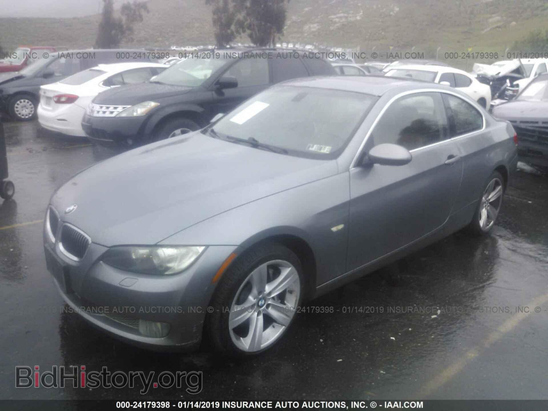 2008 BMW 335 - VIN: WBAWC73508E064021 - Фото 2