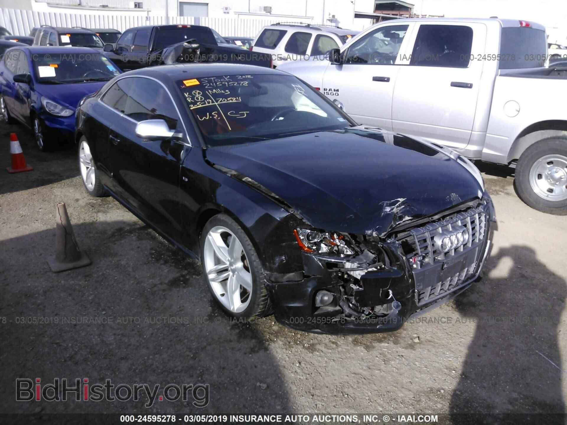 Photo WAUVVAFR4CA009718 - AUDI S5 2012