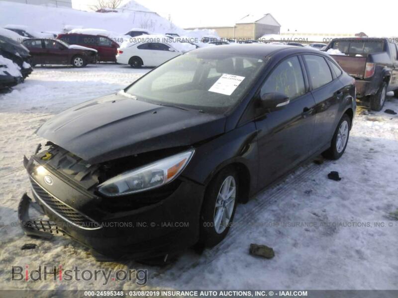 2016 Ford FOCUS (VIN 1FADP3F29GL383748) — фото 2 из 10