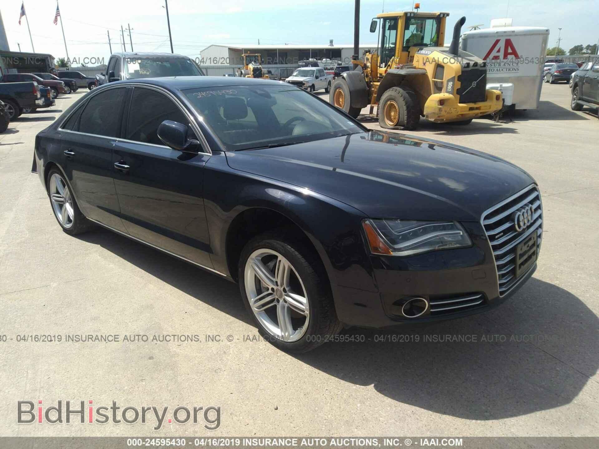 Photo WAUAGAFD0DN032680 - AUDI A8 2013