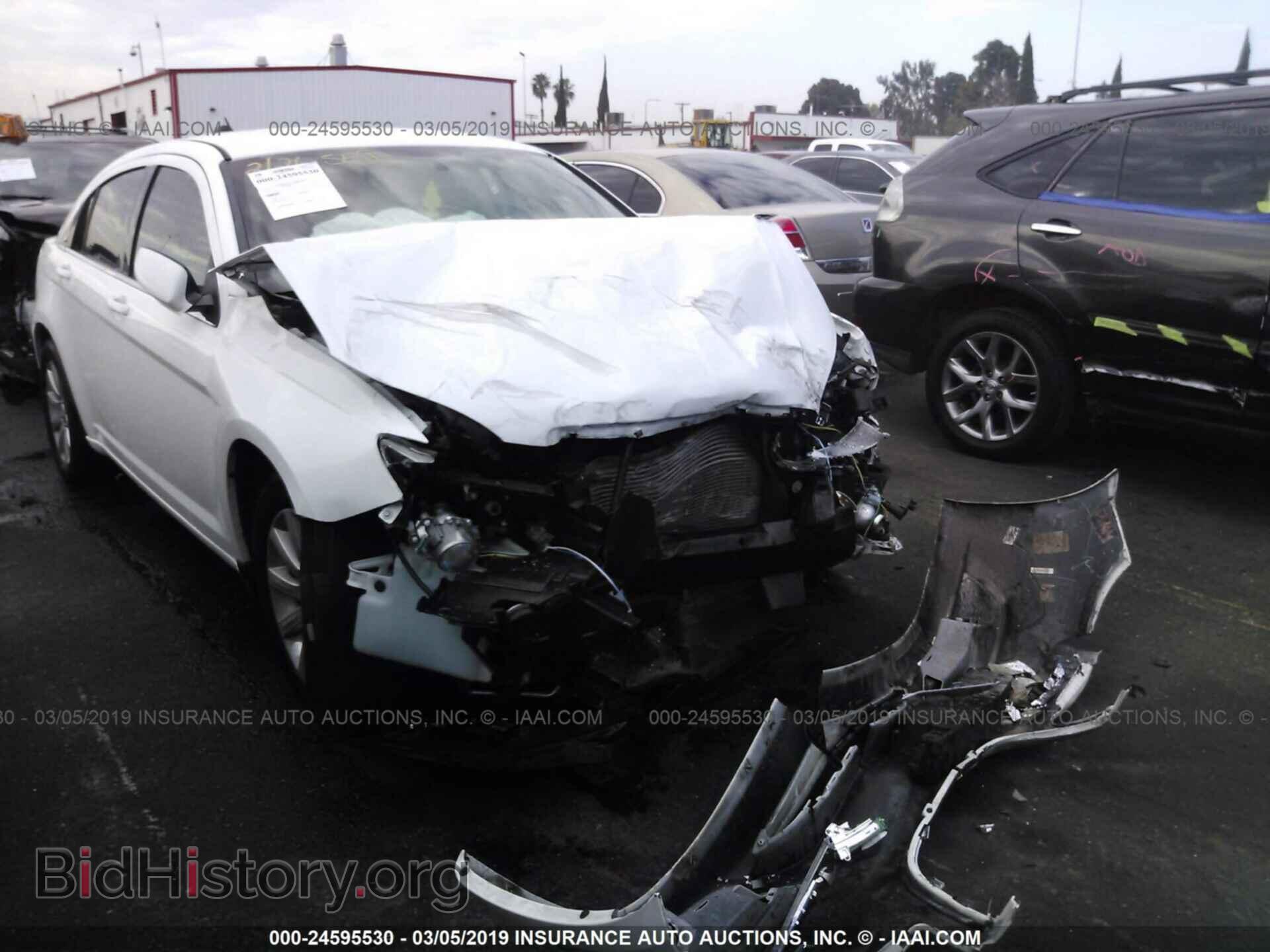 Фотография 1C3CCBBB2EN118094 - CHRYSLER 200 2014
