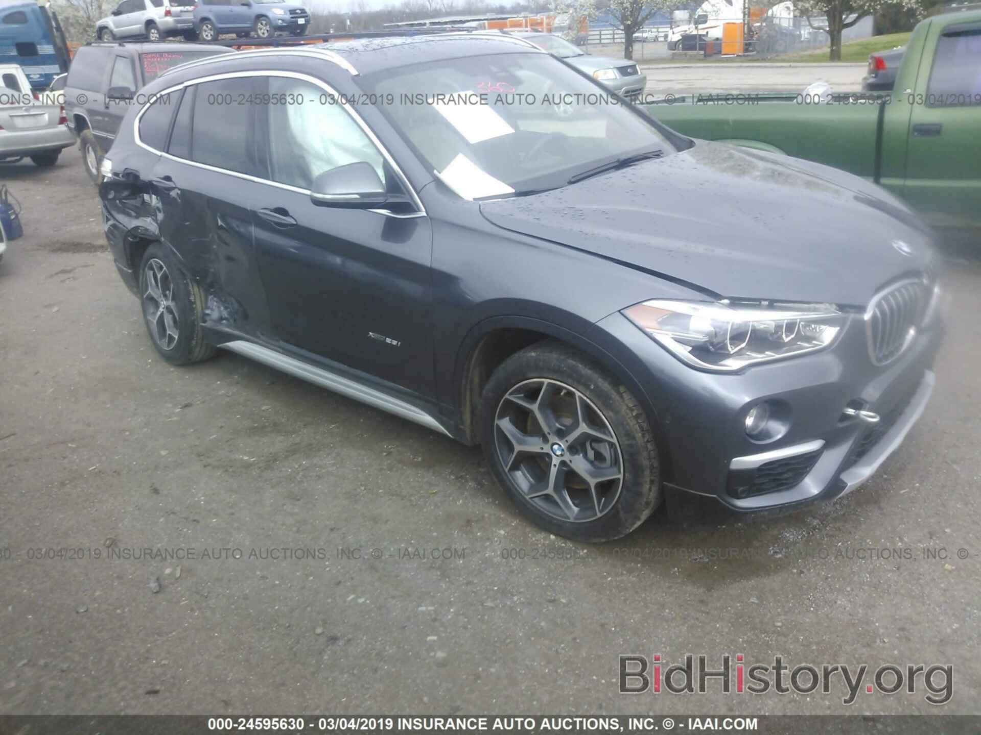 Фотография WBXHT3Z33H4A53889 - BMW X1 2017