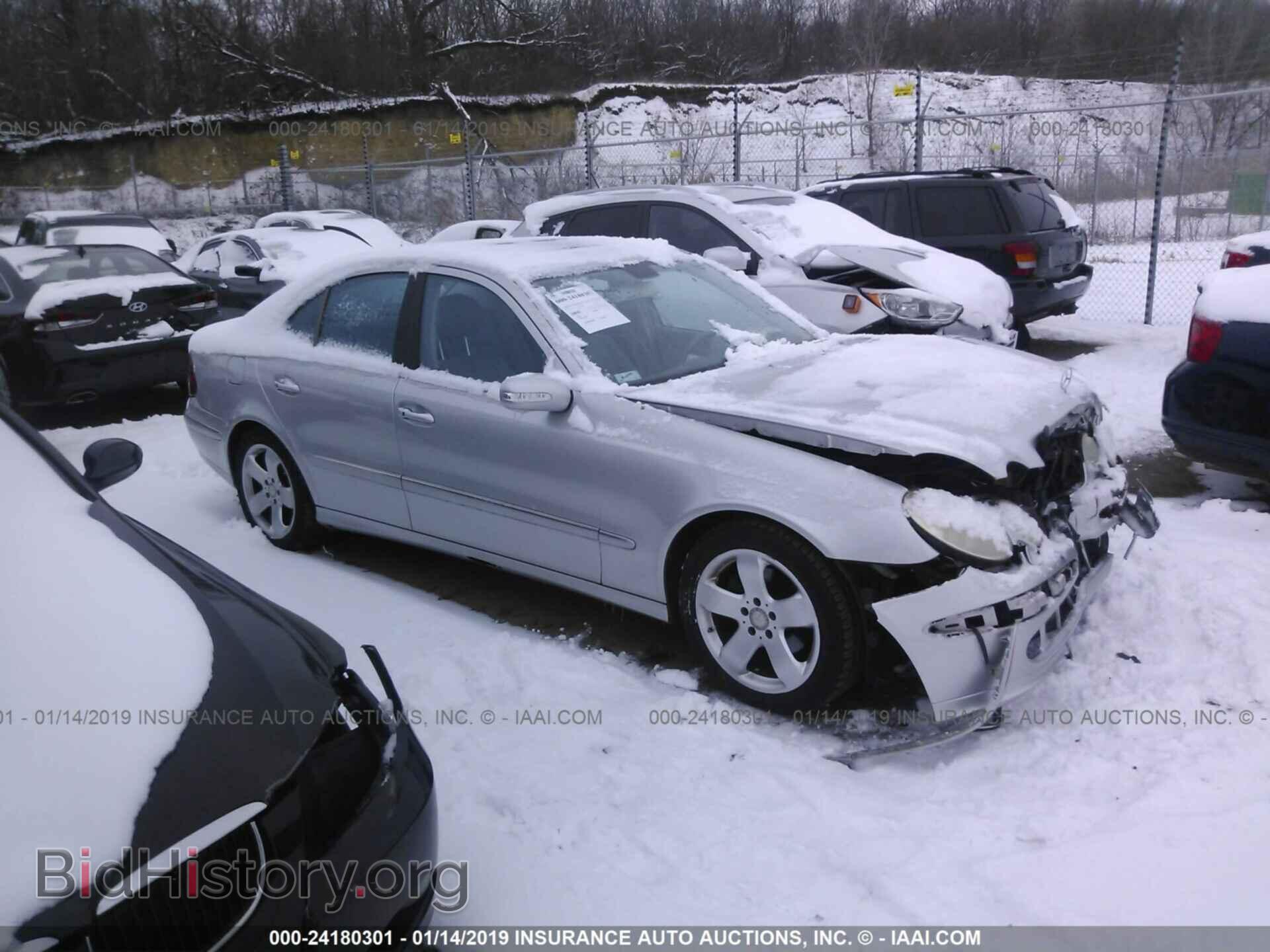 Photo WDBUF65J45A624386 - MERCEDES-BENZ E 2005