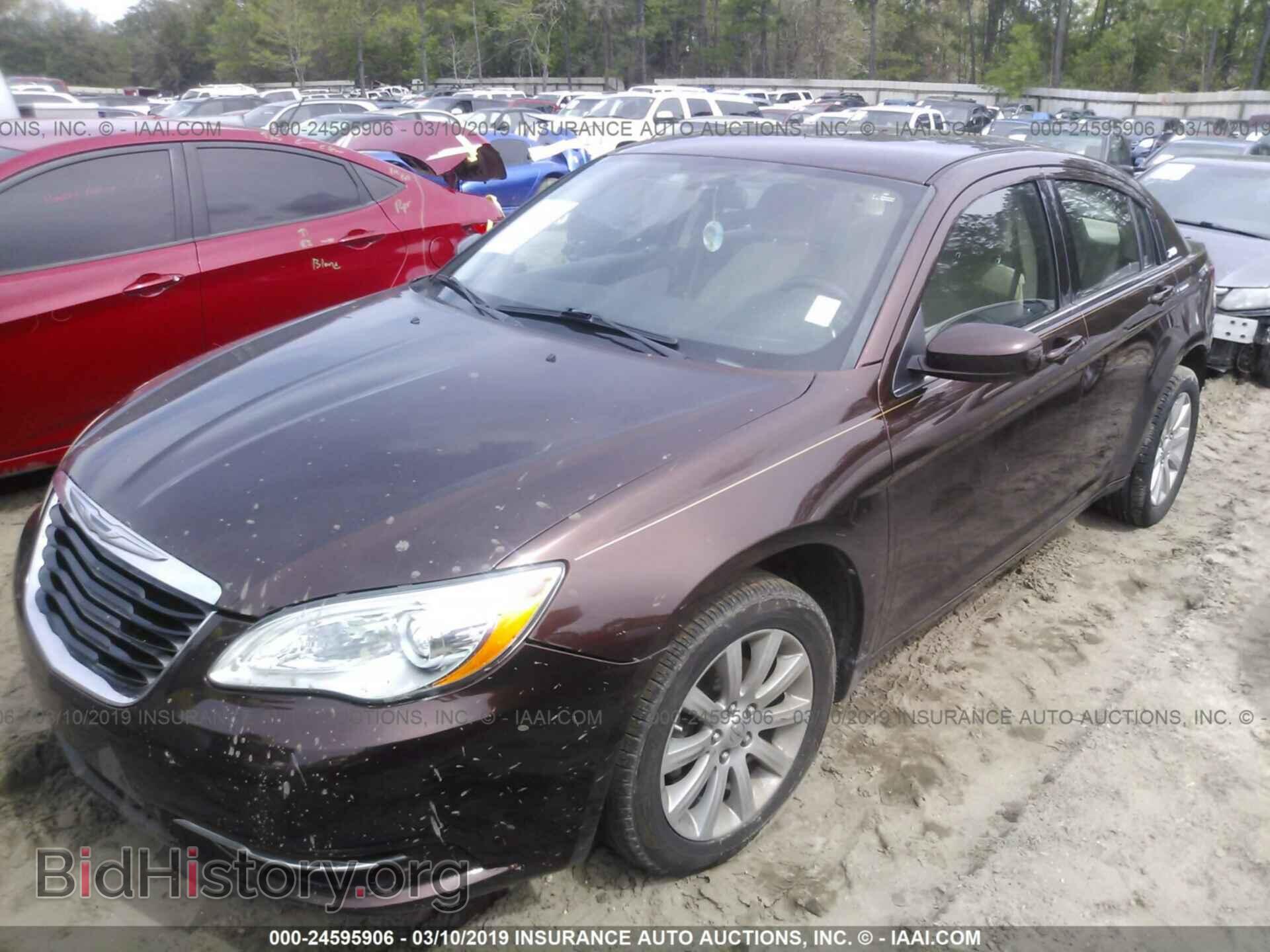 2013 CHRYSLER 200 - VIN: 1C3CCBBB1DN672323 - Photo 2