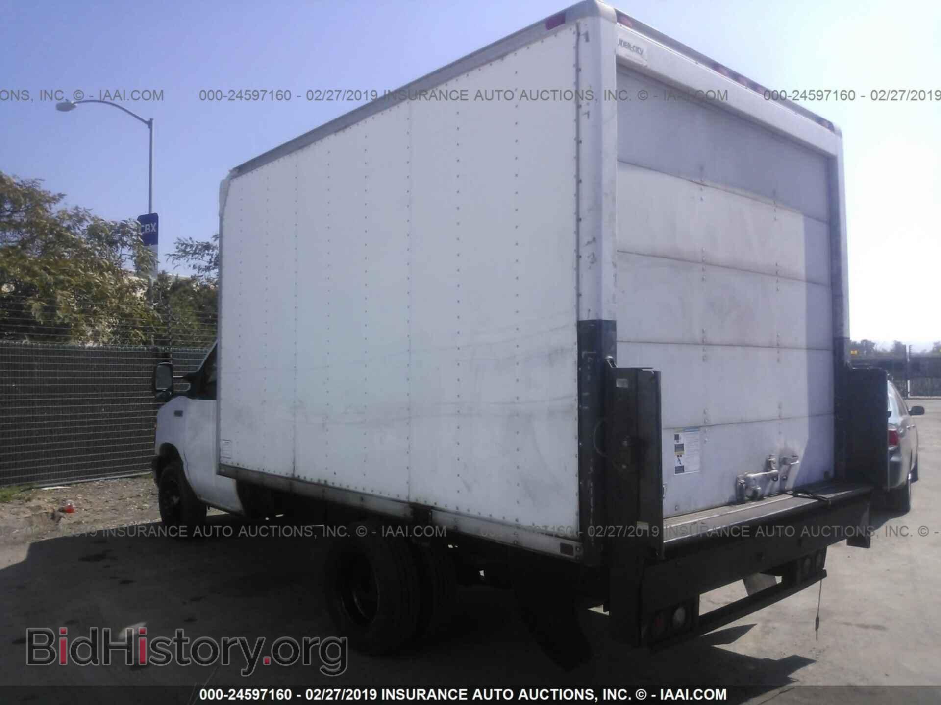 2008 FORD ECONOLINE - VIN: 1FDWE35L18DA55010 - Фото 3