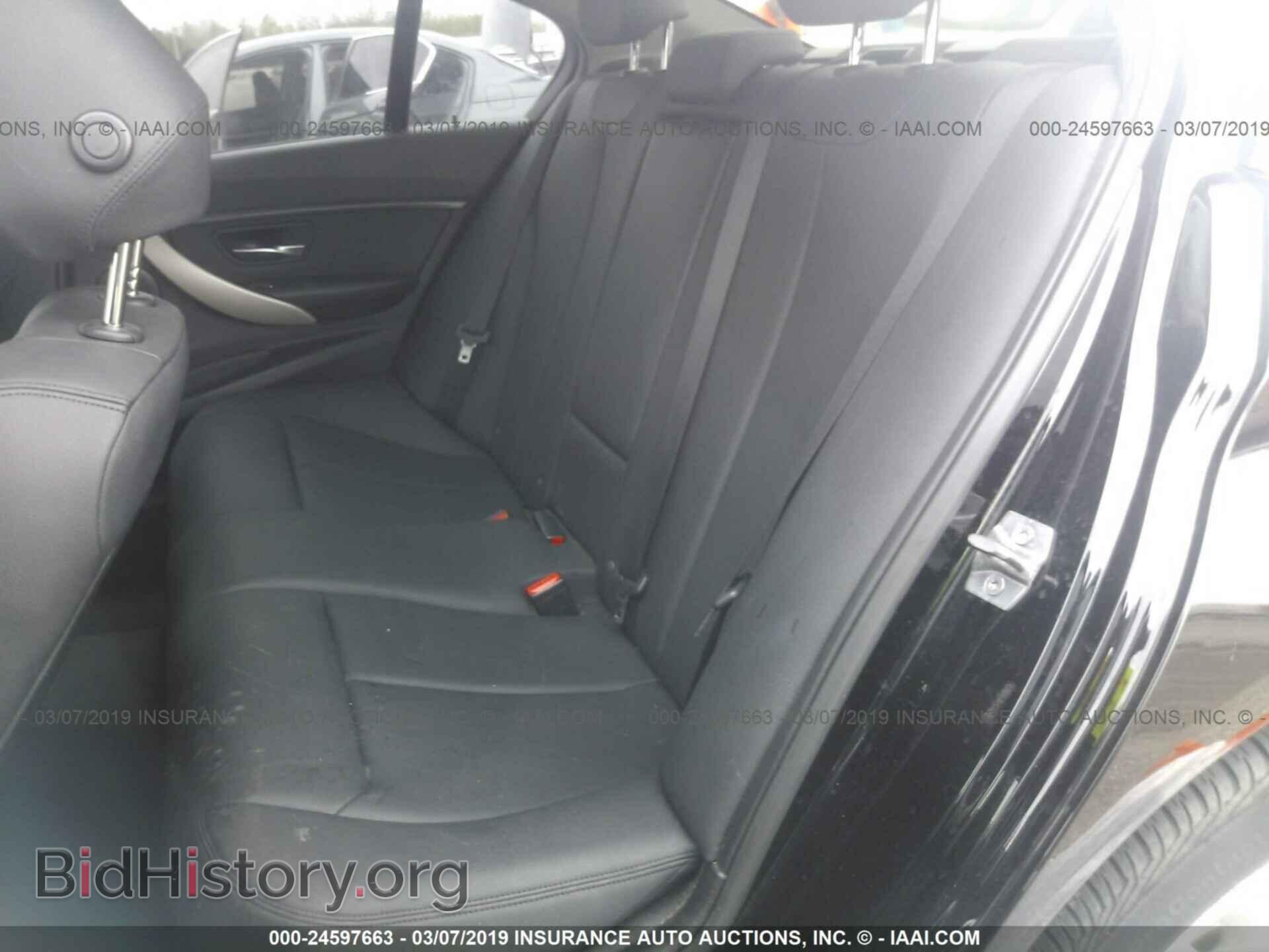 2016 BMW 320 - VIN: WBA8E1G57GNT34676 - Фото 8