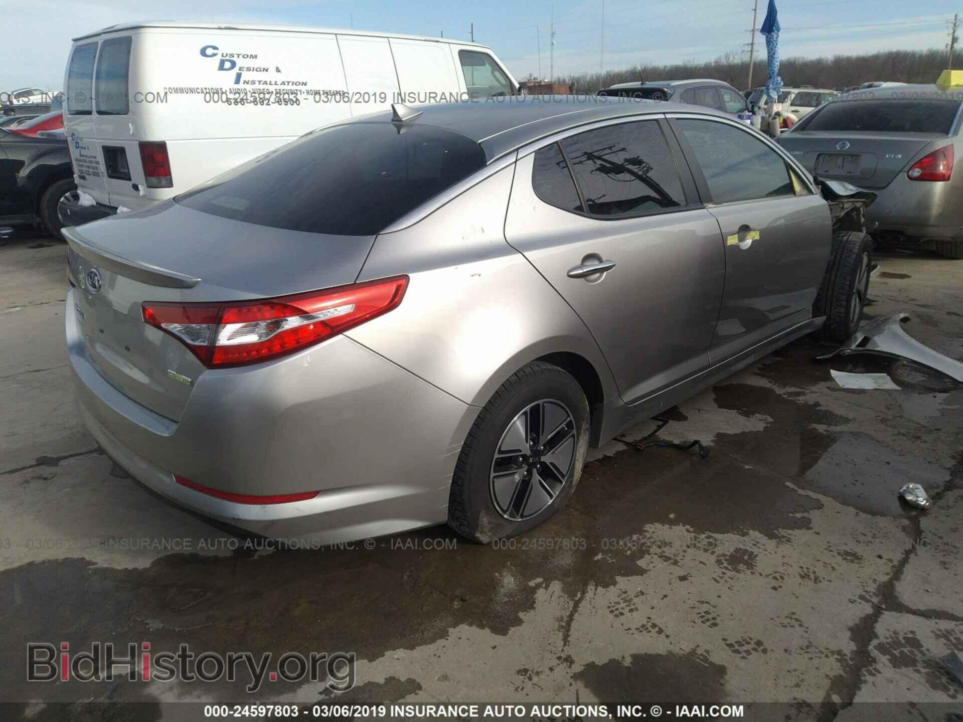 2011 KIA OPTIMA - VIN: KNAGM4AD1B5006890 - Photo 4