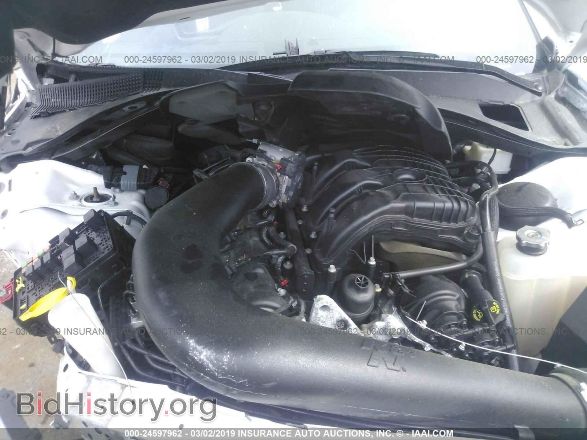 2018 CHRYSLER 300 - VIN: 2C3CCABGXJH244986 - Фото 10