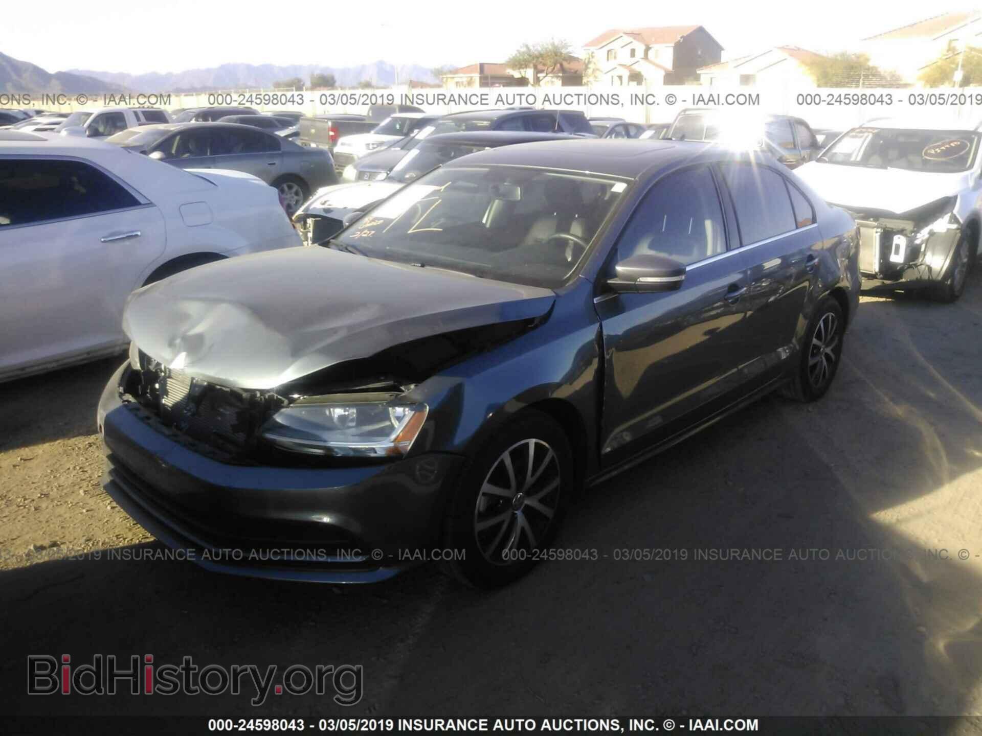 2017 VOLKSWAGEN JETTA - VIN: 3VWDB7AJ7HM286270 - Фото 2