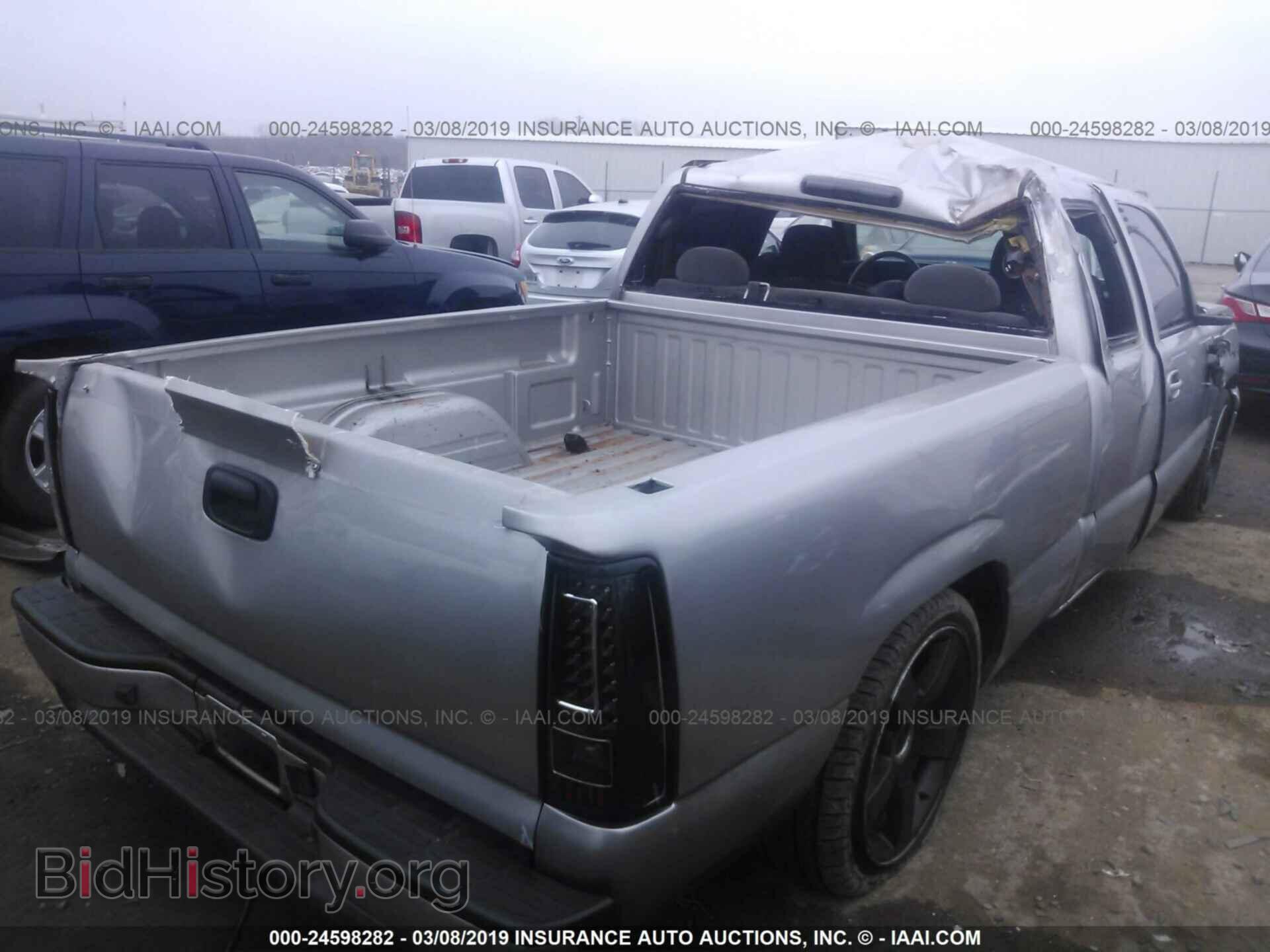 2006 CHEVROLET SILVERADO - VIN: 2GCEC19T561108482 - Photo 4