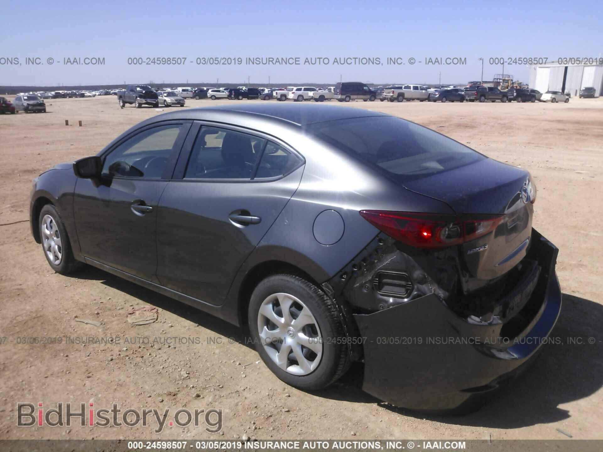 2018 MAZDA 3 - VIN: 3MZBN1U72JM223272 - Фото 3