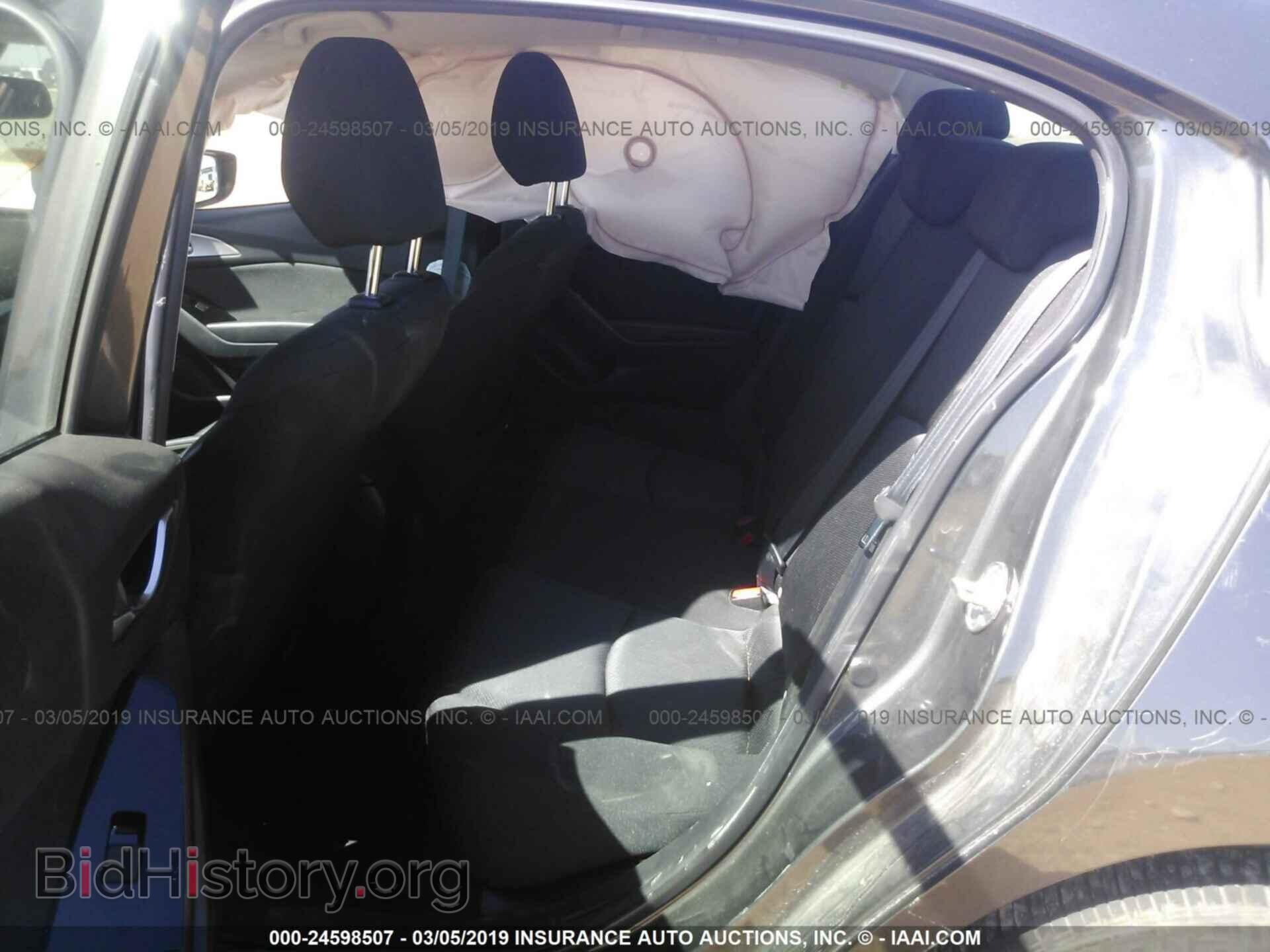 2018 MAZDA 3 - VIN: 3MZBN1U72JM223272 - Фото 8