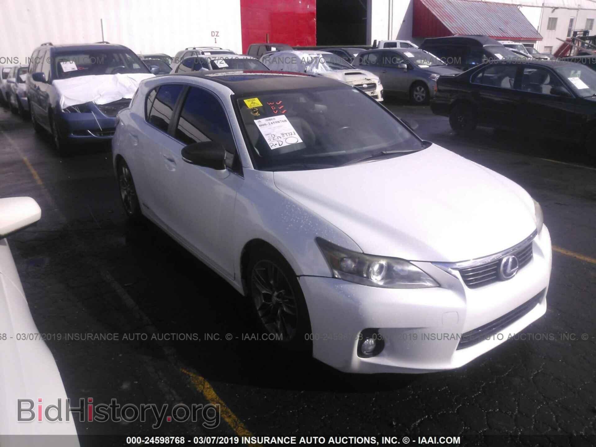 Фотография JTHKD5BH6B2042496 - LEXUS CT 2011