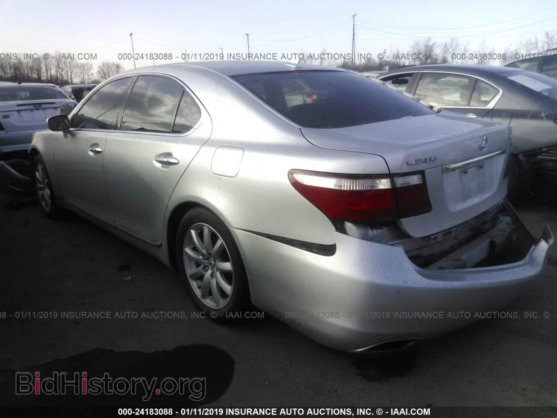 2008 LEXUS LS - VIN: JTHBL46F385056515 - Photo 3