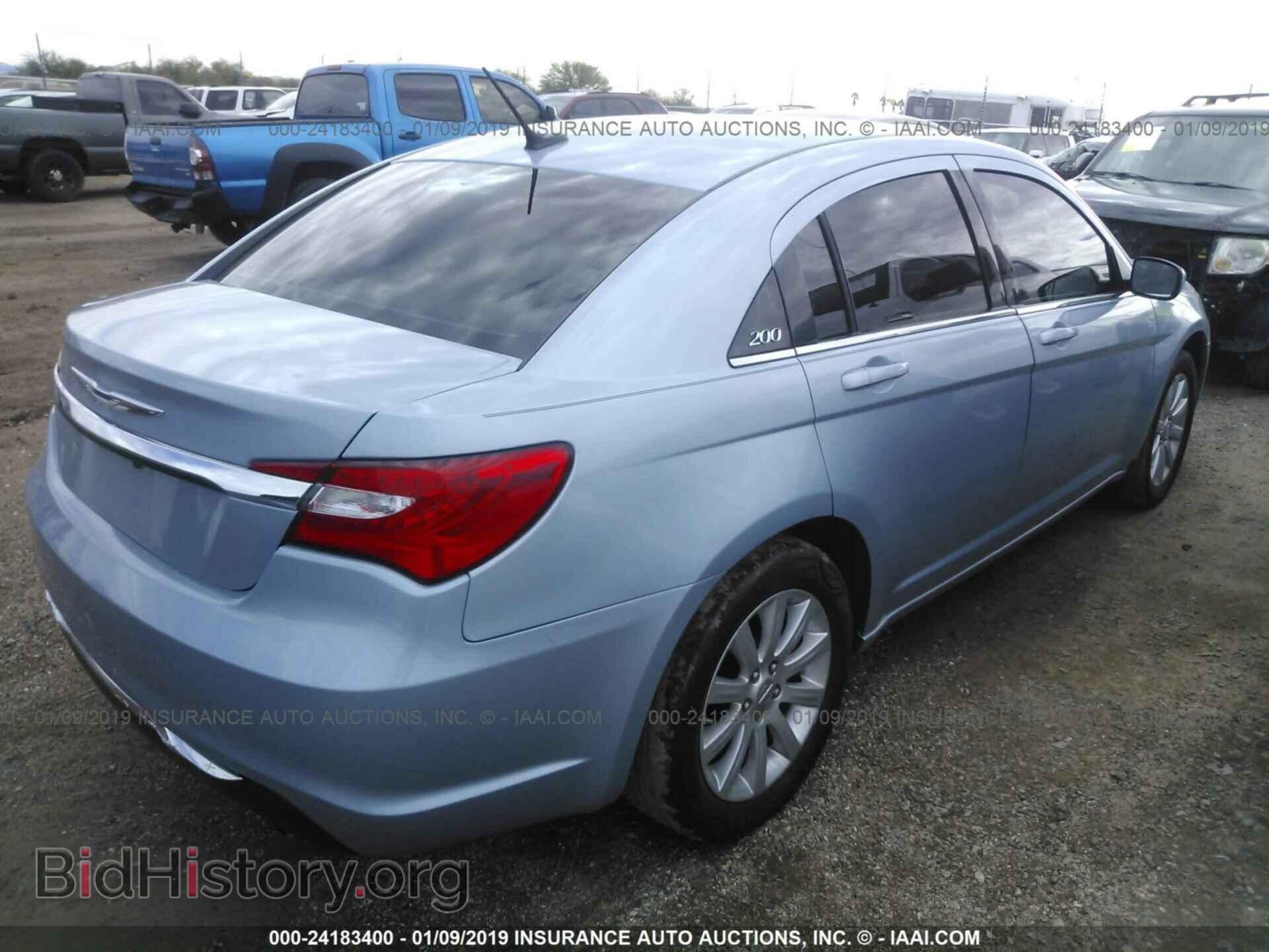 2013 CHRYSLER 200 - VIN: 1C3CCBBB5DN744351 - Фото 4