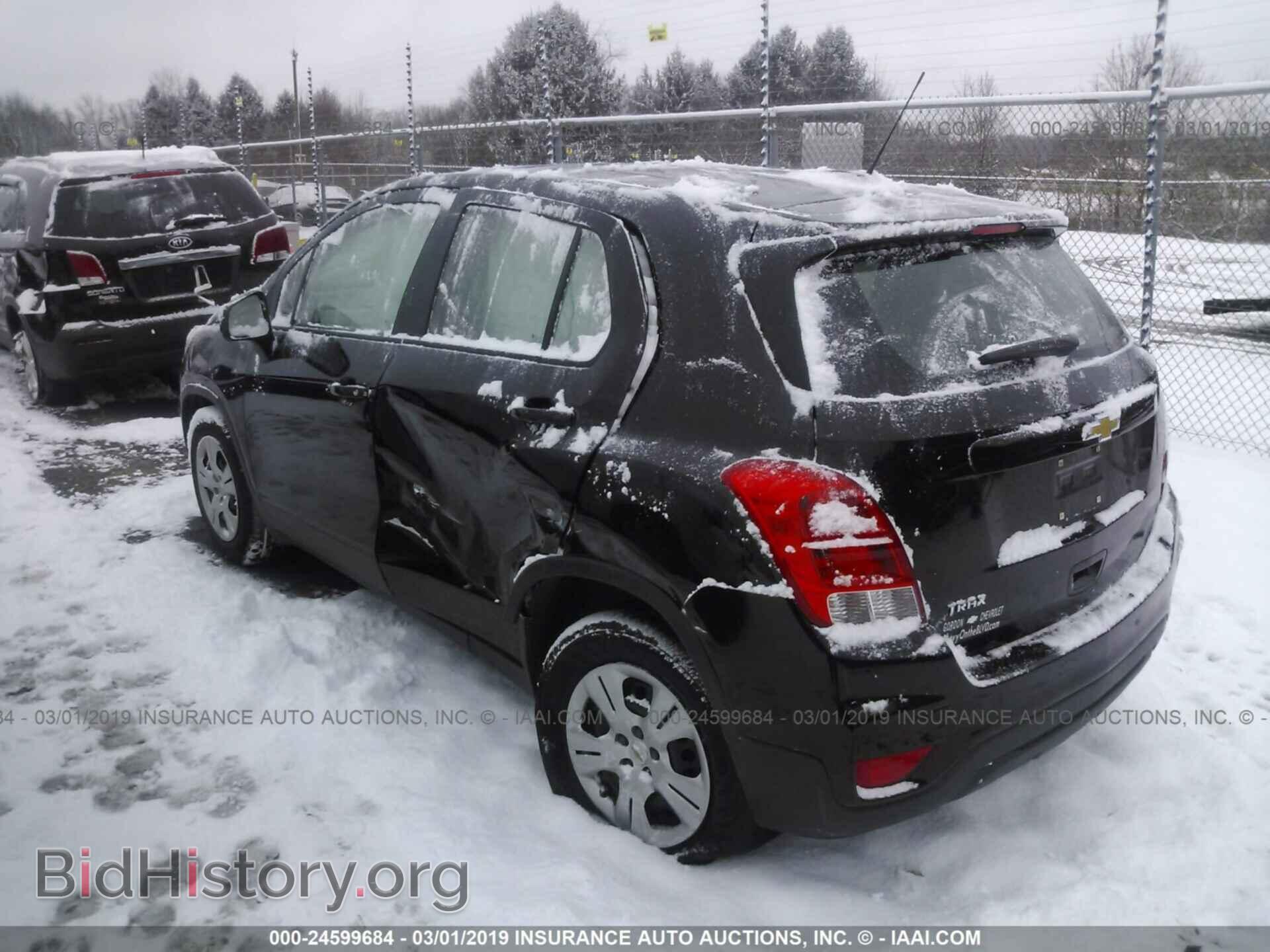 2017 CHEVROLET TRAX - VIN: 3GNCJKSB6HL223167 - Фото 3