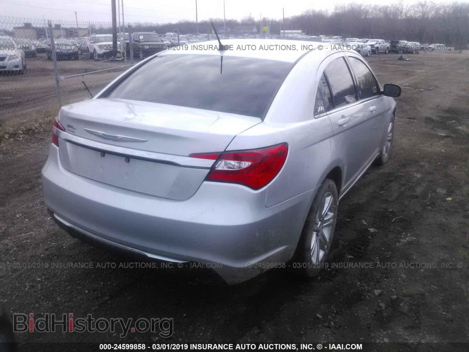 2012 CHRYSLER 200 - VIN: 1C3CCBBG3CN242237 - Фото 4