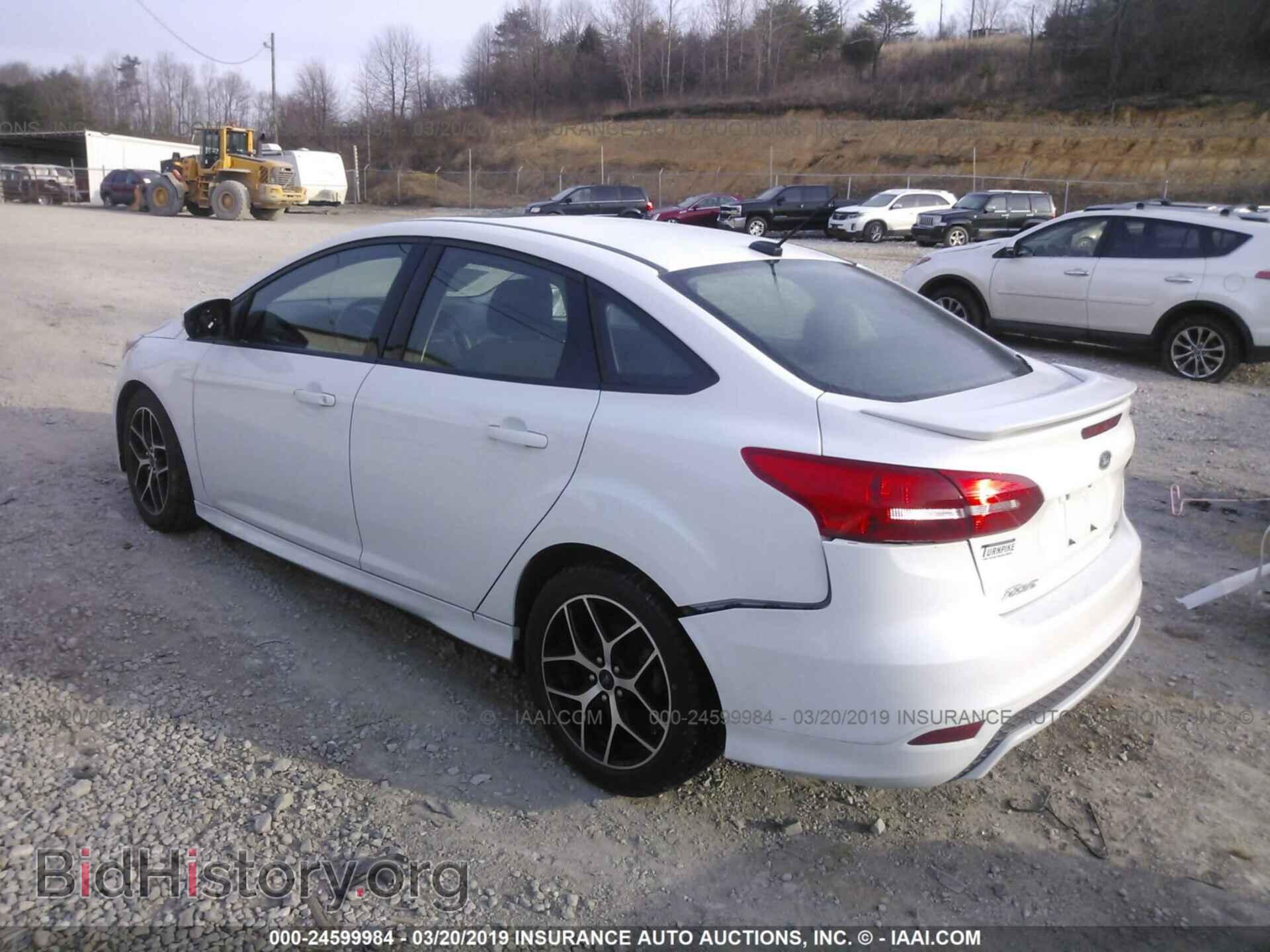 2016 FORD FOCUS - VIN: 1FADP3F29GL394488 - Photo 3