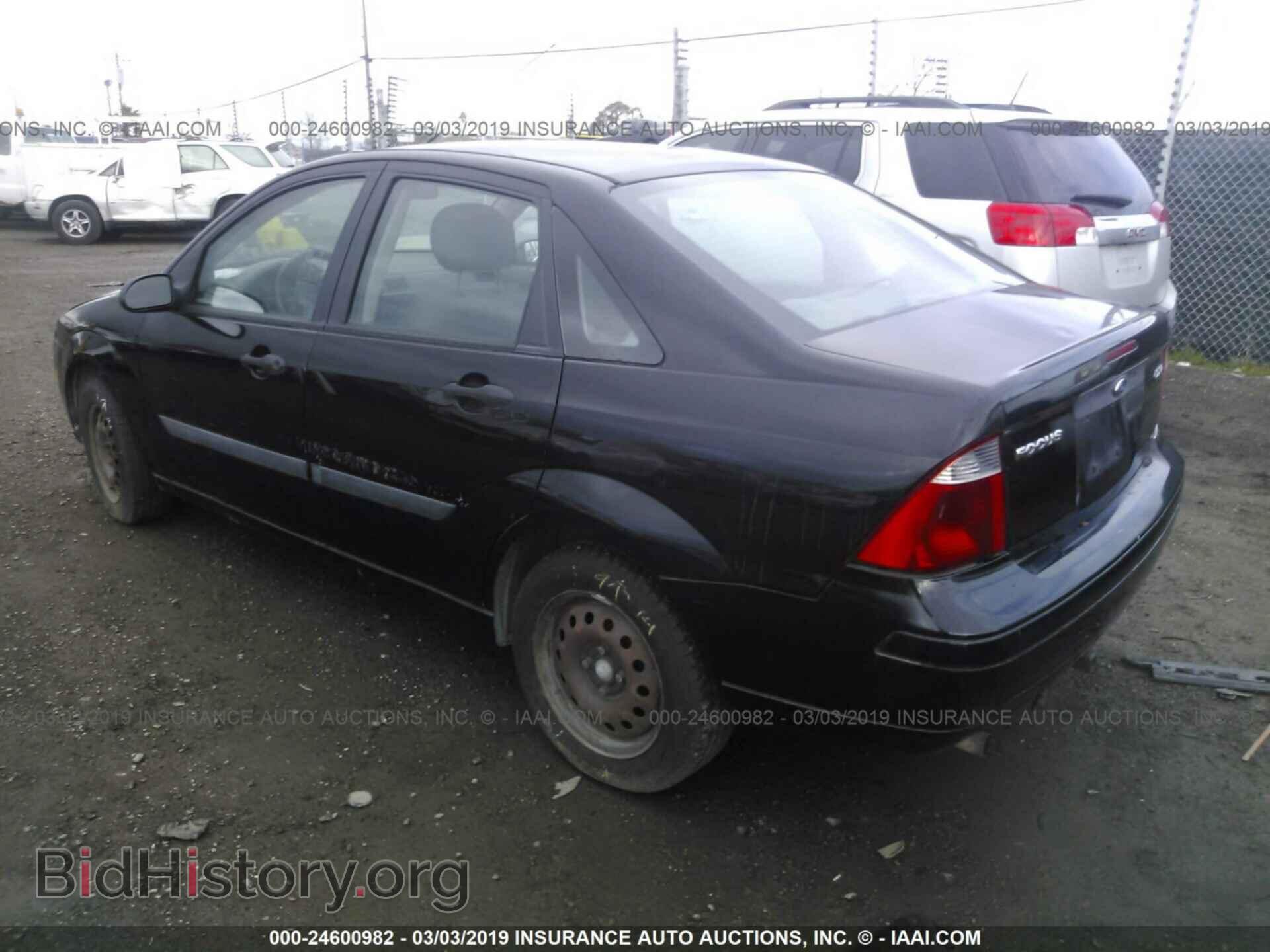 2005 FORD FOCUS - VIN: 1FAFP34N75W129991 - Фото 3