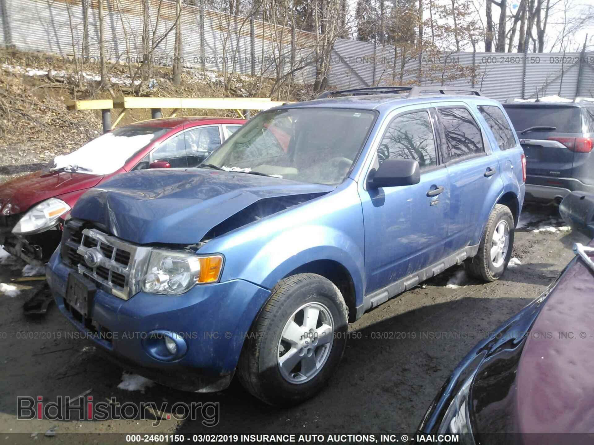 2009 FORD ESCAPE - VIN: 1FMCU93G69KA63227 - Фото 2