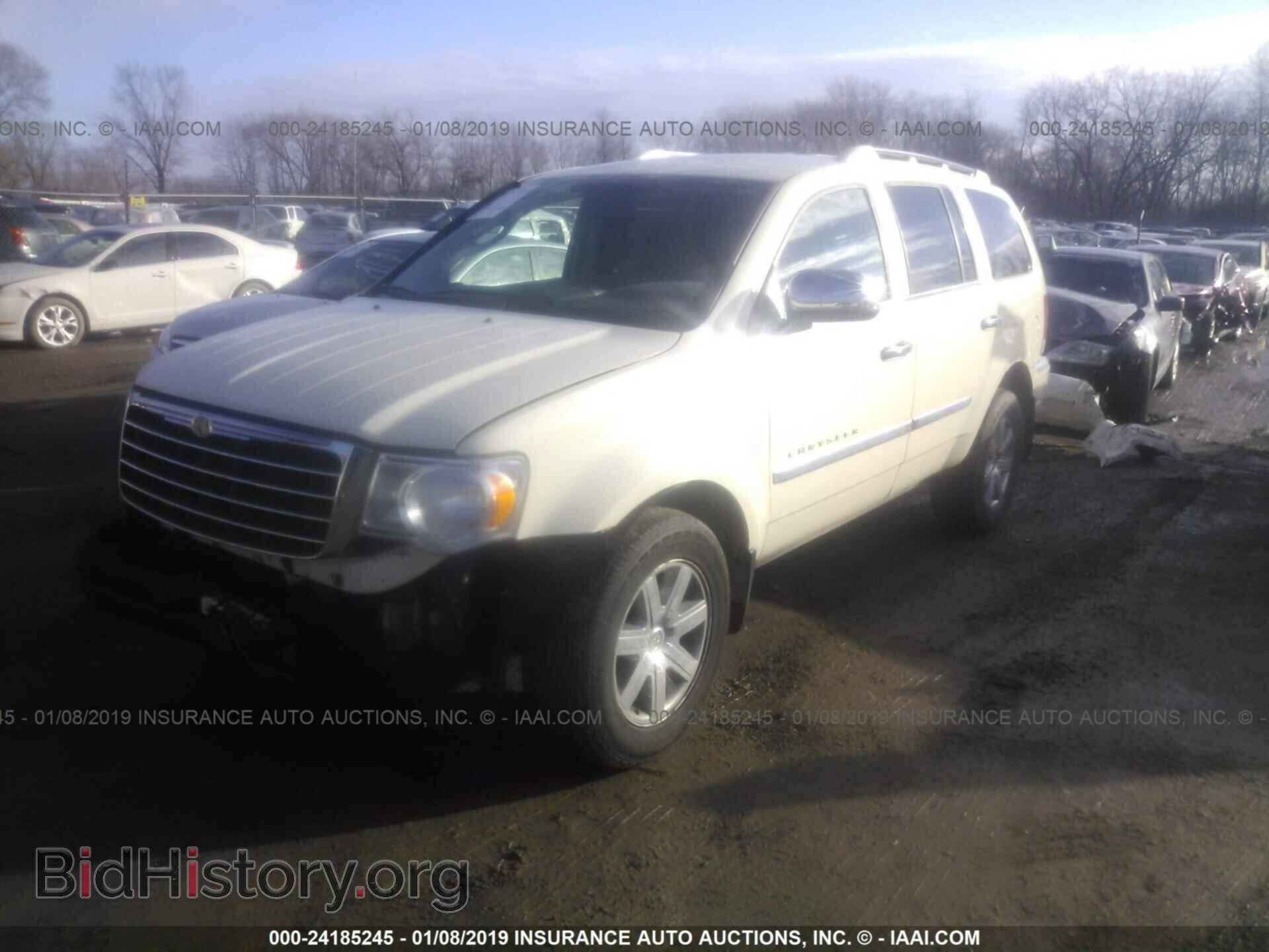 2009 CHRYSLER ASPEN - VIN: 1A8HW58P89F713568 - Фото 2