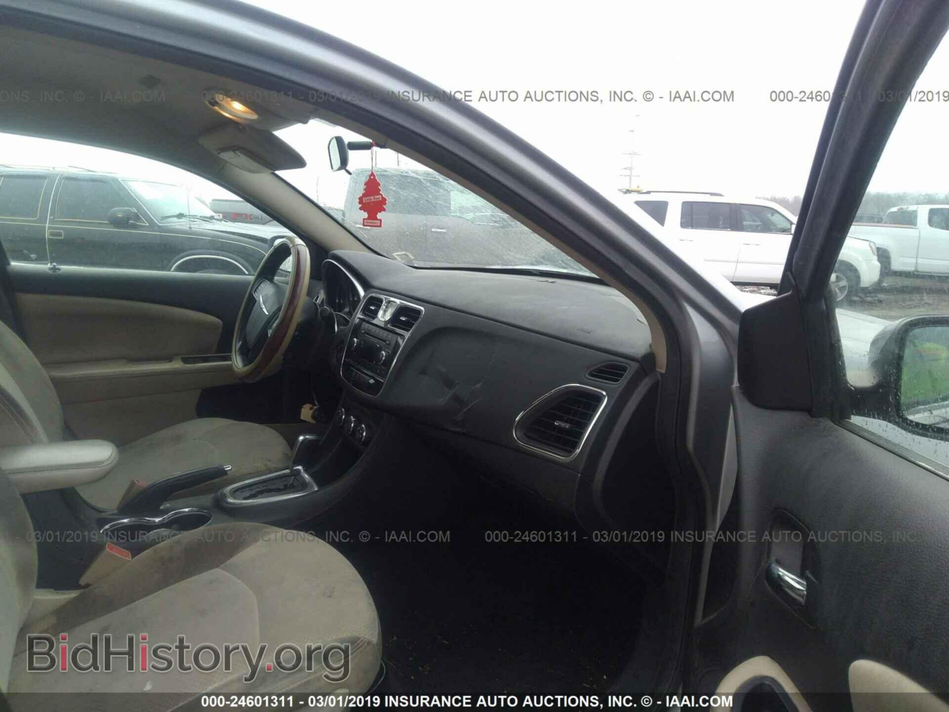 2013 CHRYSLER 200 - VIN: 1C3CCBAB2DN733468 - Photo 5