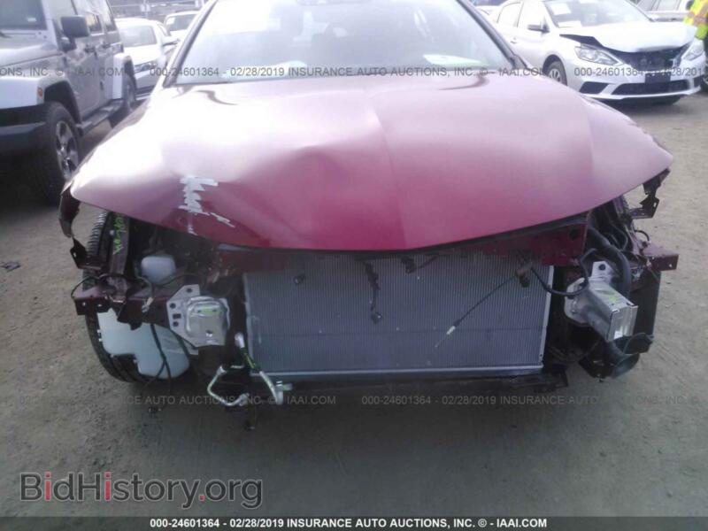2018 Acura TLX (VIN 19UUB3F63JA002637) — photo 6 of 10