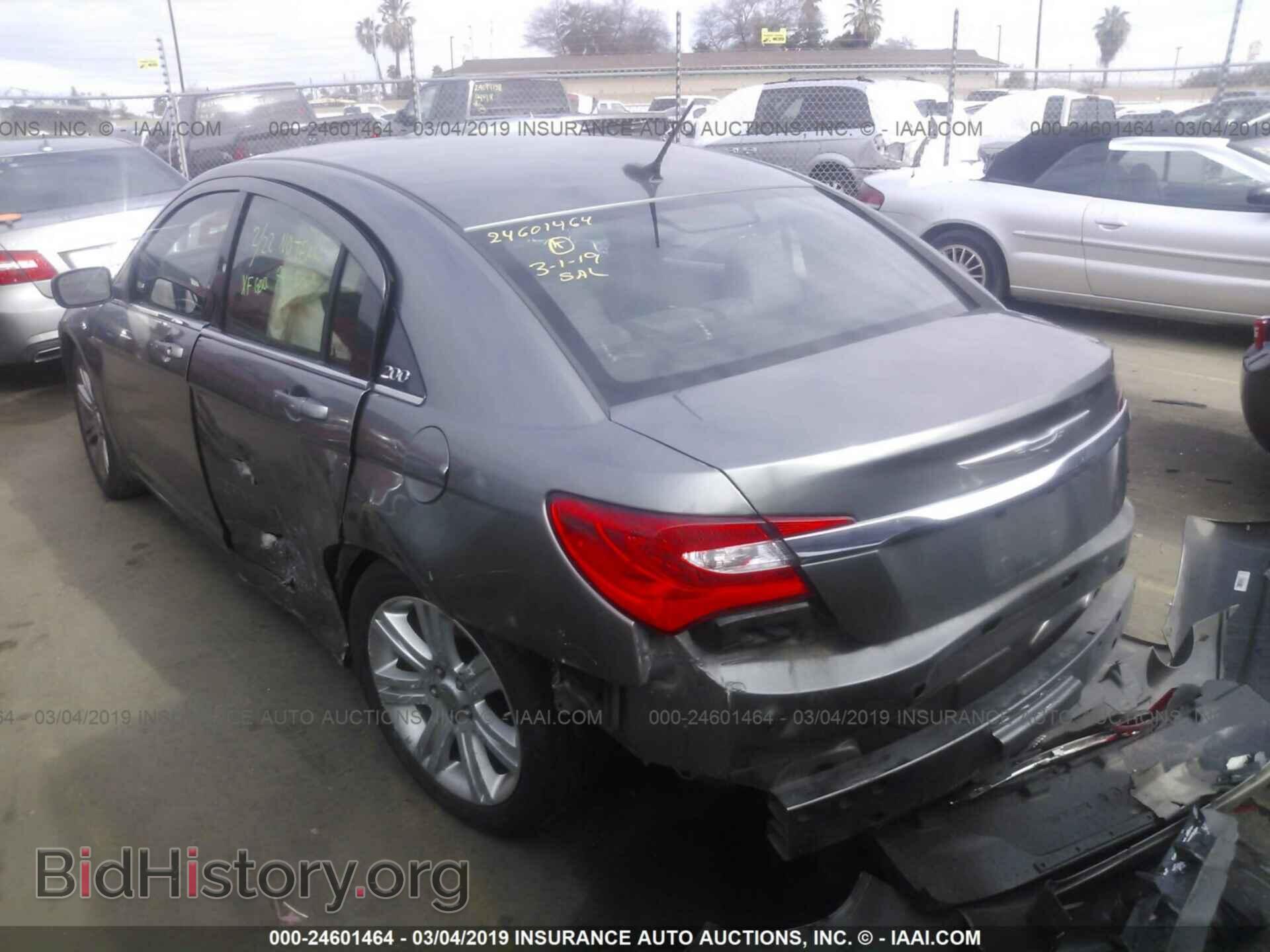 2013 CHRYSLER 200 - VIN: 1C3CCBAB7DN733241 - Photo 3