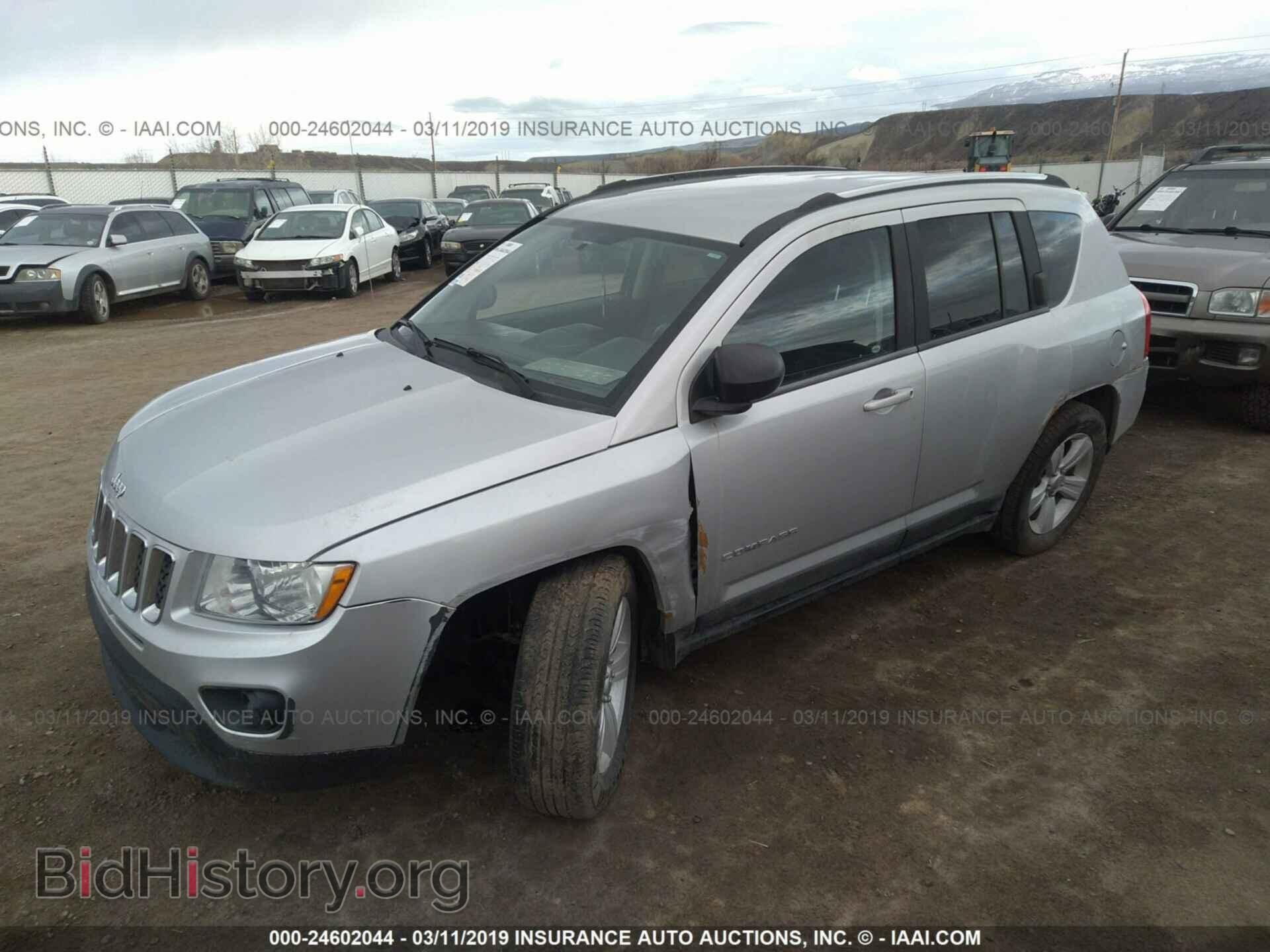 2011 JEEP COMPASS - VIN: 1J4NF1FB3BD153898 - Фото 2