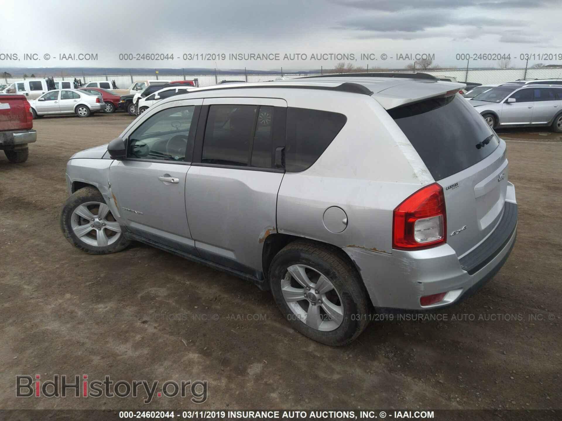 2011 JEEP COMPASS - VIN: 1J4NF1FB3BD153898 - Фото 3
